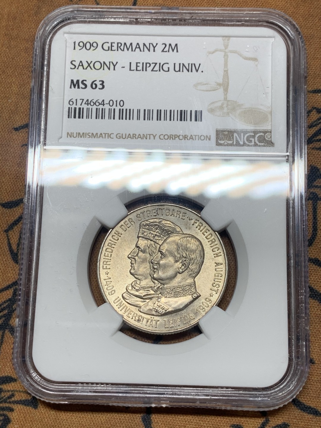 《竞宝斋》微拍-第32场-周日（全场顺丰包邮） NGC-MS63 德国萨克森 1909年莱比锡大学 2马克 原光银币