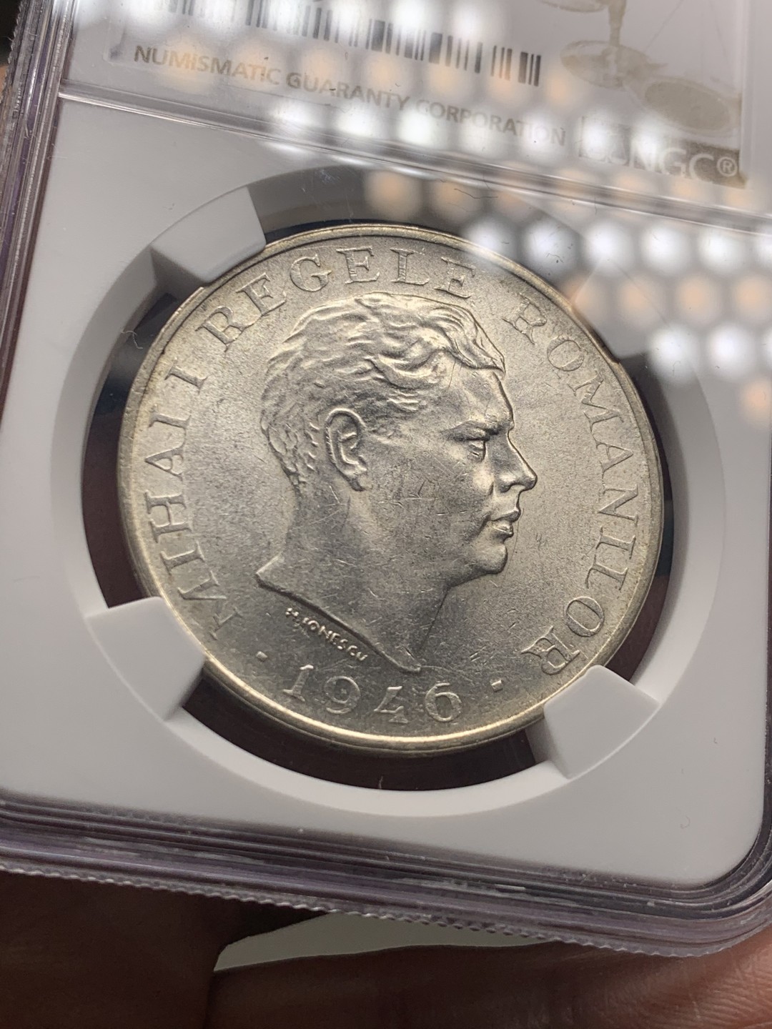 《竞宝斋》微拍-第32场-周日（全场顺丰包邮） NGC MS61 罗马尼亚王国 1946年 100000里拉 米哈伊一世大银币 罗马尼亚末代国王，大转光，仅发行一年，超大面值 