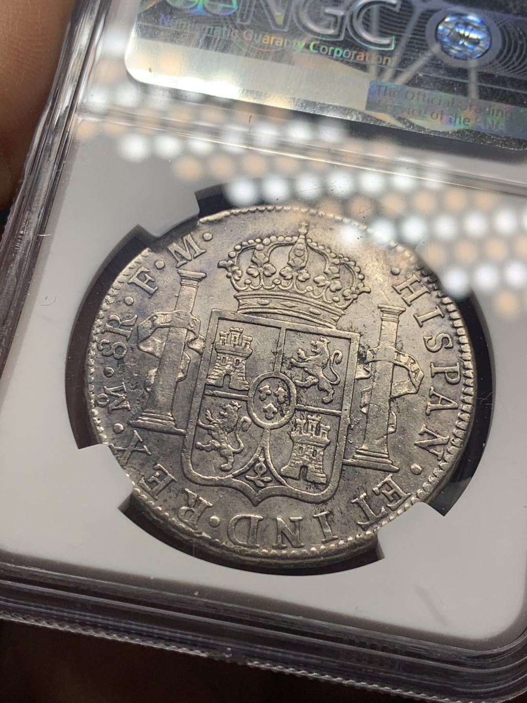 《竞宝斋》微拍-第32场-周日（全场顺丰包邮） NGC评级 墨西哥 1786年 卡三 8R 双柱 大银币 双面深打 状态不错