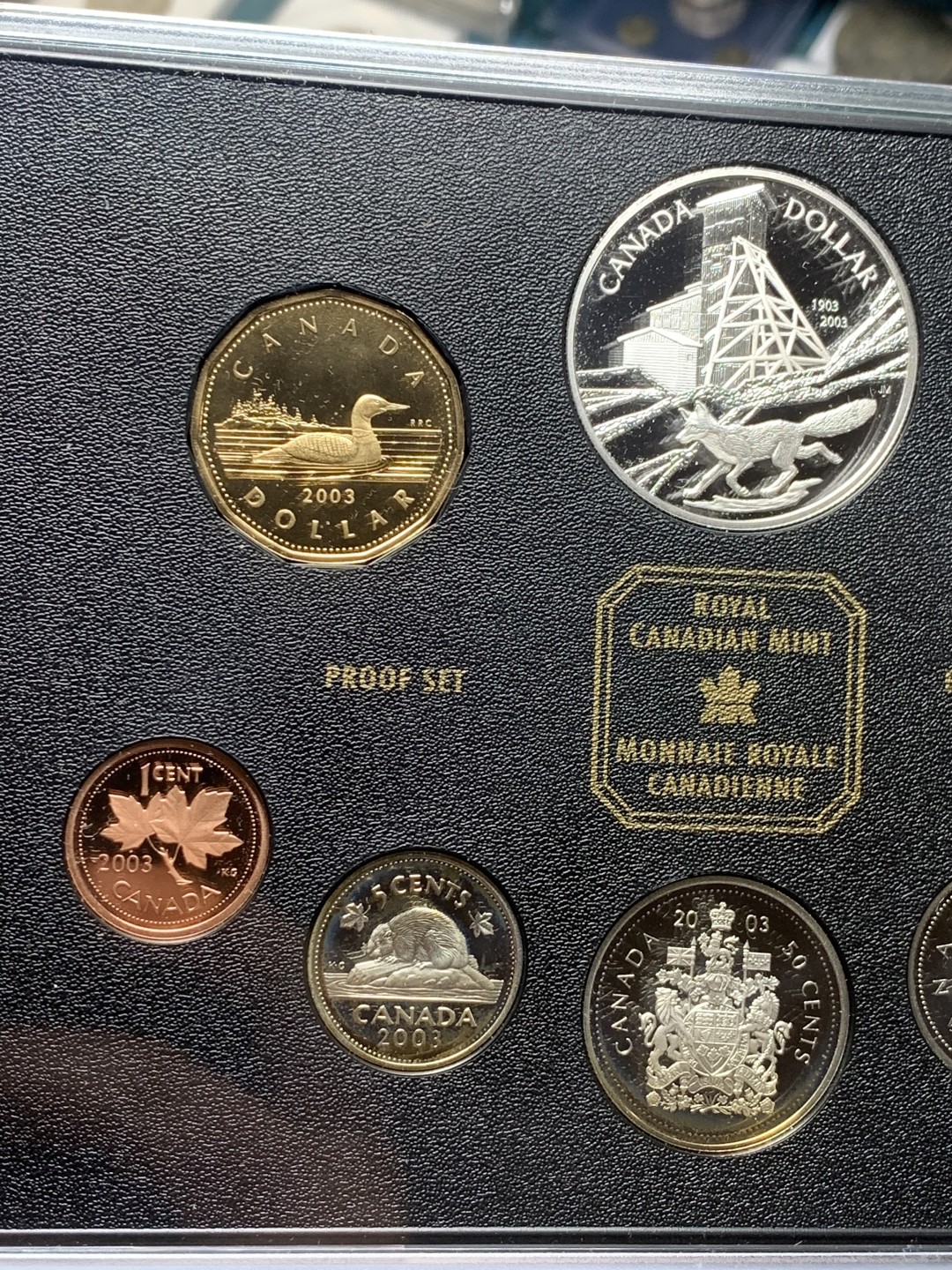 《竞宝斋》微拍-第32场-周日（全场顺丰包邮） 加拿大2003年8枚套精制纪念币钴矿100周年纪念