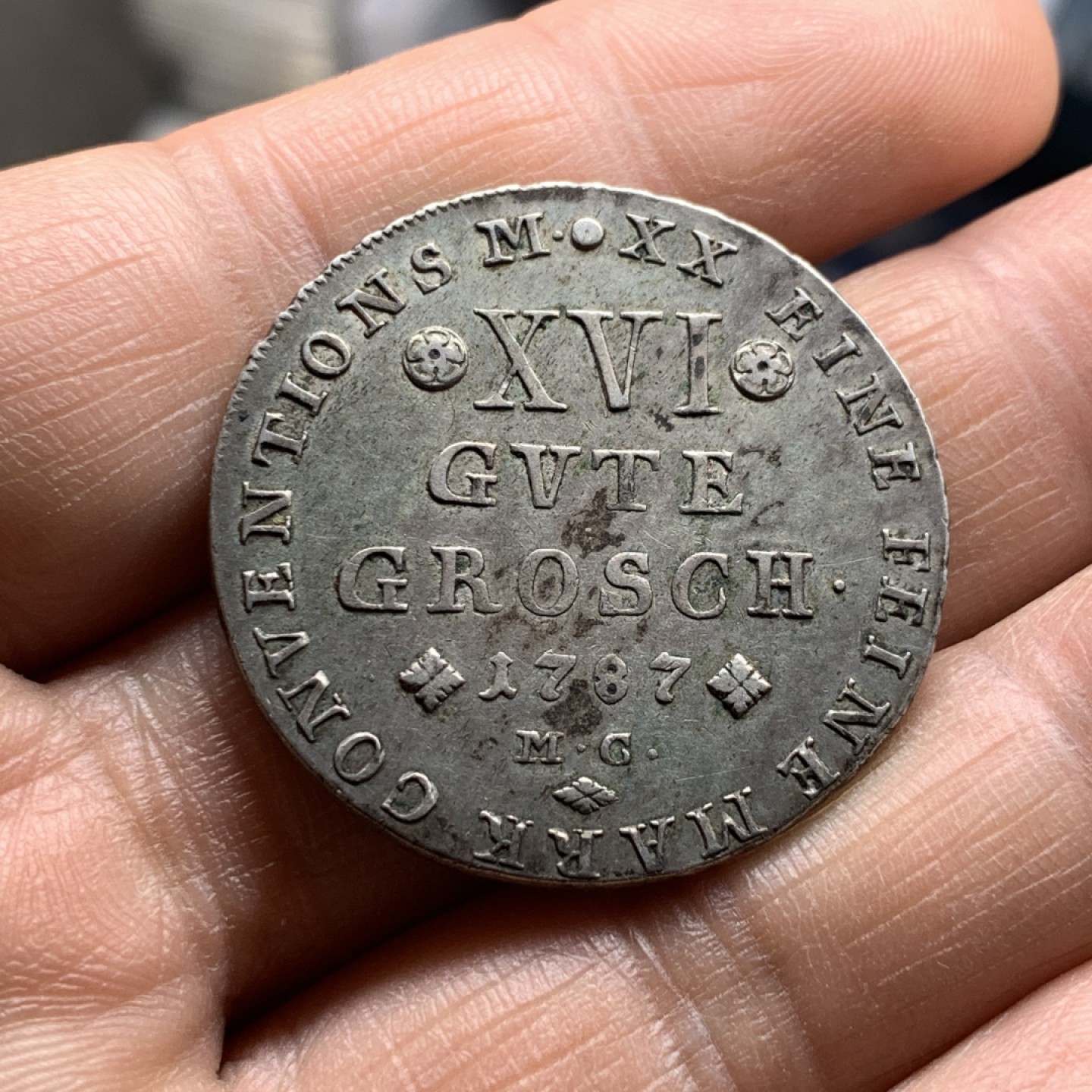 《竞宝斋》微拍-第32场-周日（全场顺丰包邮） 德国 布伦瑞克 盾徽版 1787年 1/2泰勒 原味好品 细节优秀  32.1mm直径，13.9克