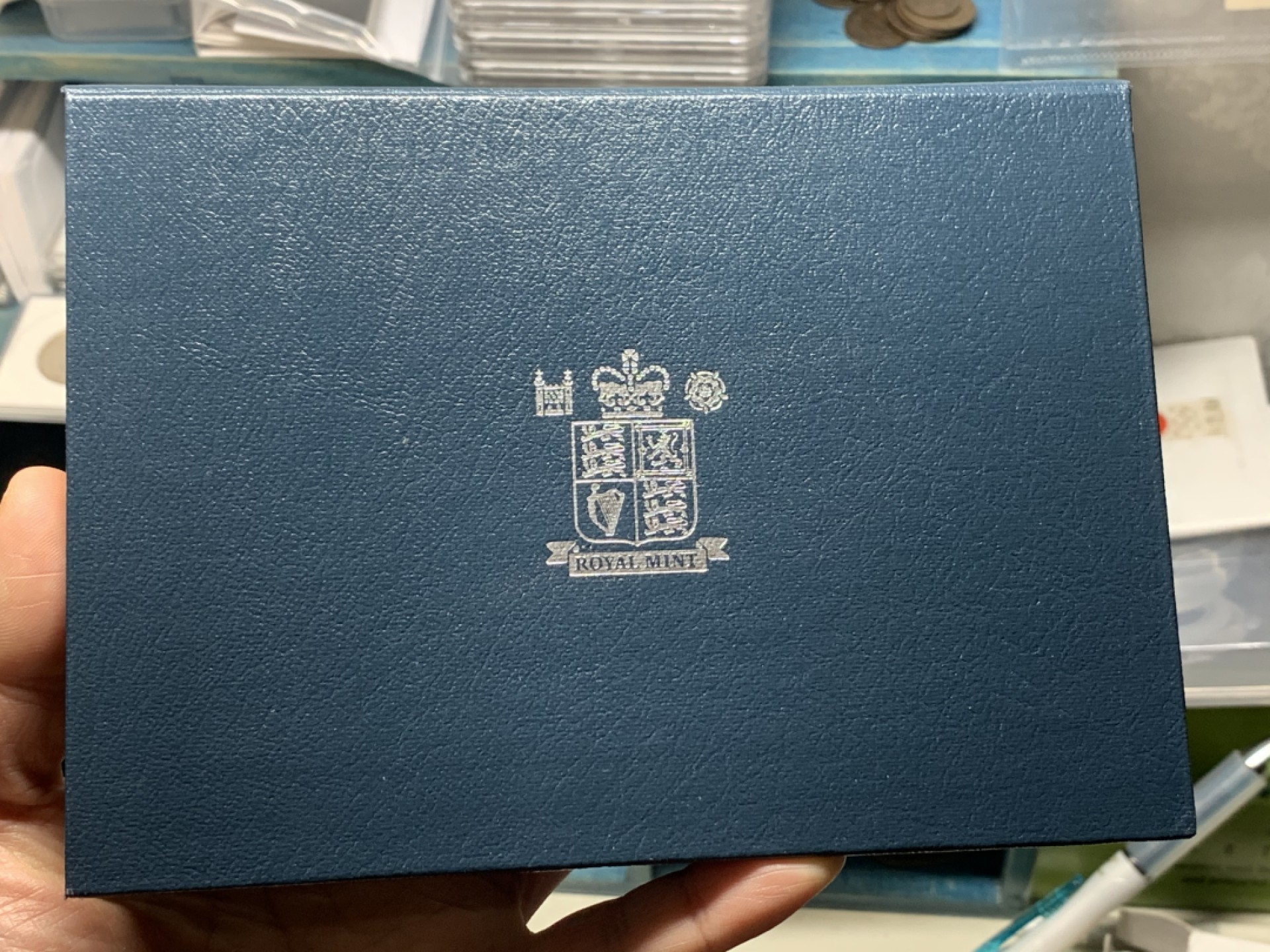 《竞宝斋》微拍-第32场-周日（全场顺丰包邮） 英国1996年精致纪念币带盒，有证书，9枚封装