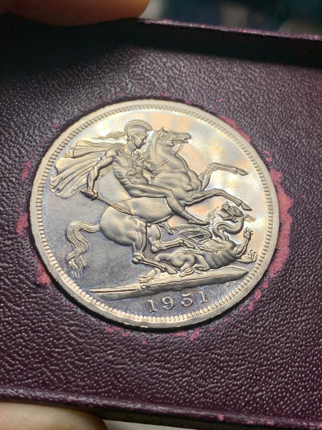 《竞宝斋》微拍-第32场-周日（全场顺丰包邮） 英国，1951年，原盒乔治六世精制马剑。