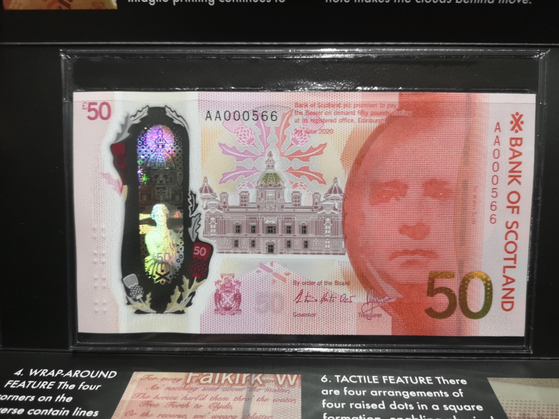 《外钞收藏家》第一百六十五期拍卖（本期80件） 苏格兰银行50镑 首发冠百位号 精装册