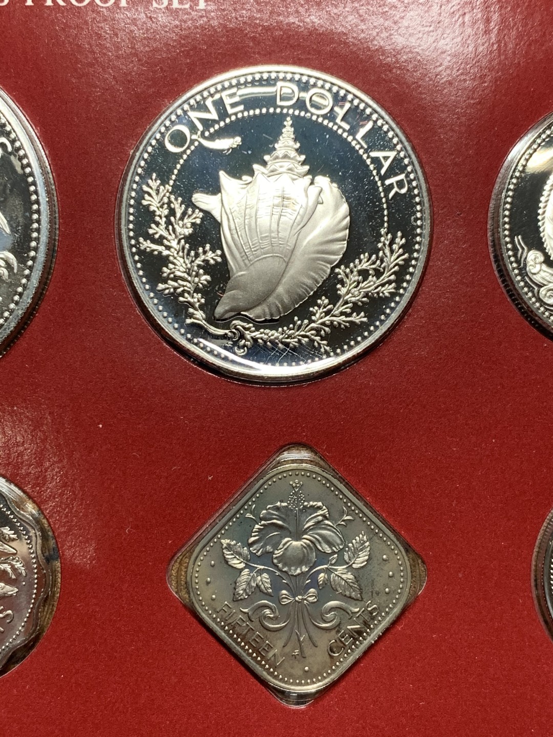 《竞宝斋》微拍-第32场-周日（全场顺丰包邮） 原盒证书 巴哈马1977年 9枚套精制币 50分/1元/2元/5元都是银币 富兰克林造币厂