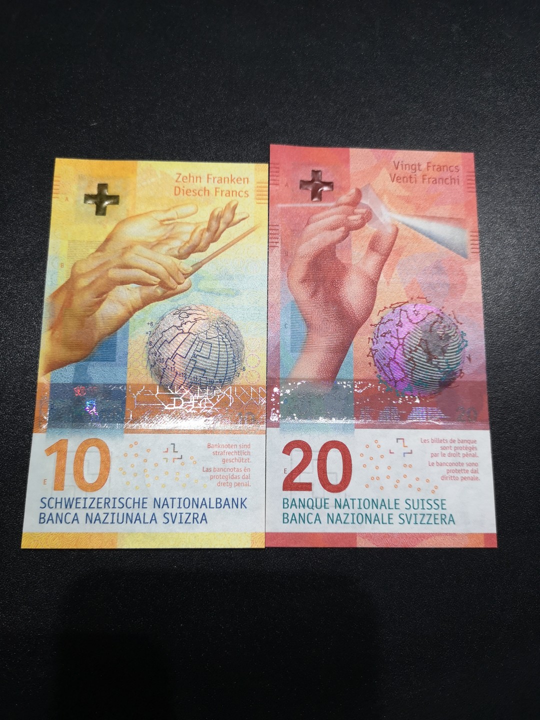 《外钞收藏家》第一百六十六期拍卖（本期89件） 瑞士手版10、20法郎 全新UNC