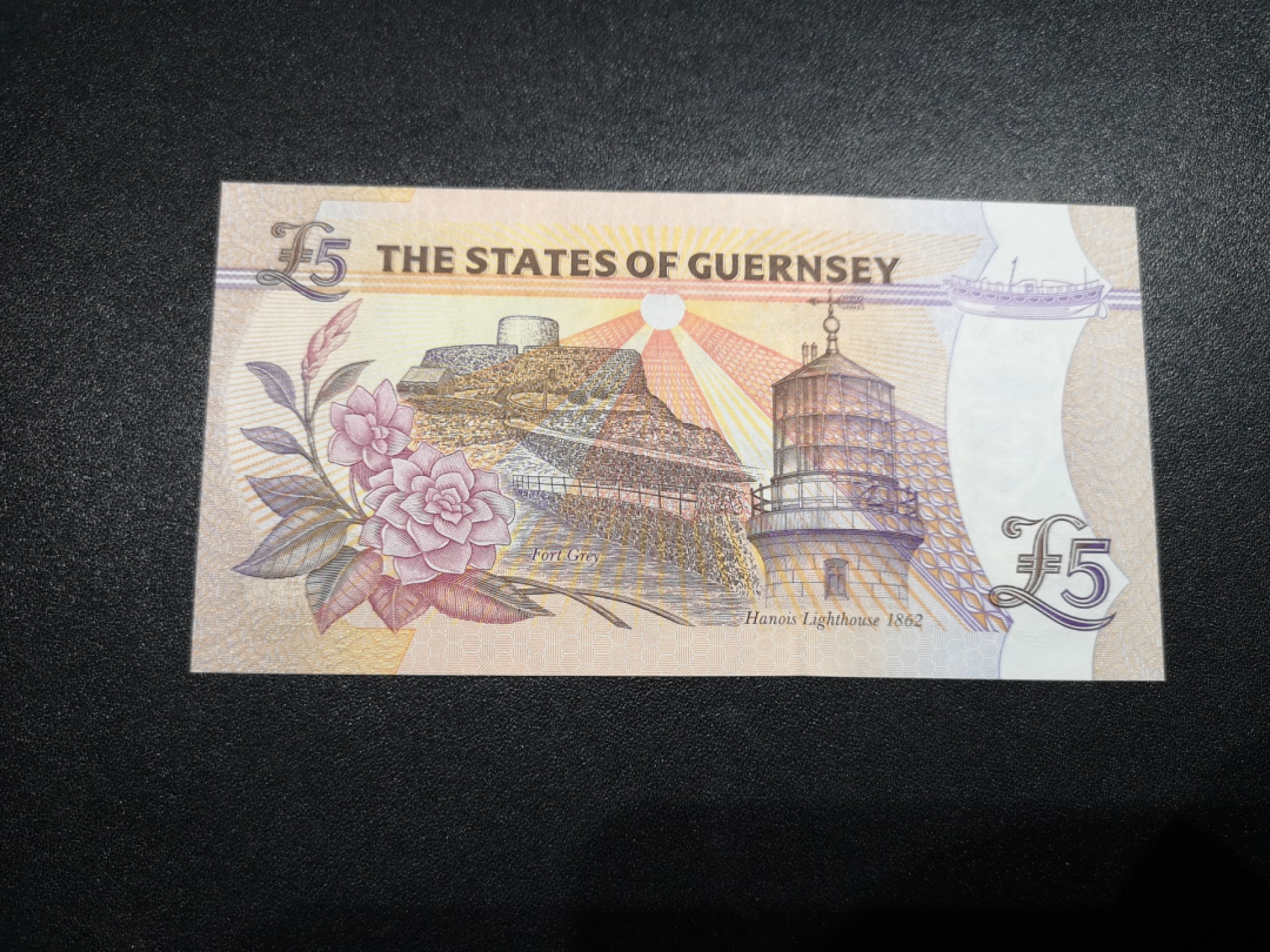 《外钞收藏家》第一百六十六期拍卖（本期89件） 格恩西5镑 全新UNC