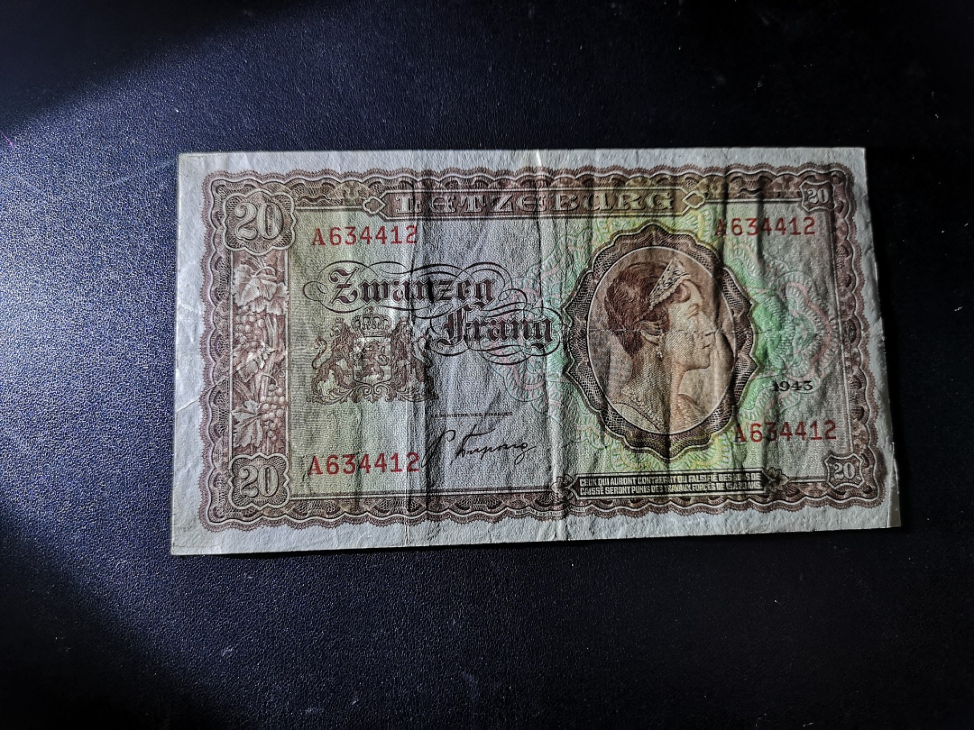 《外钞收藏家》第一百六十六期拍卖（本期89件） 卢森堡1943年20法郎 A冠 旧品