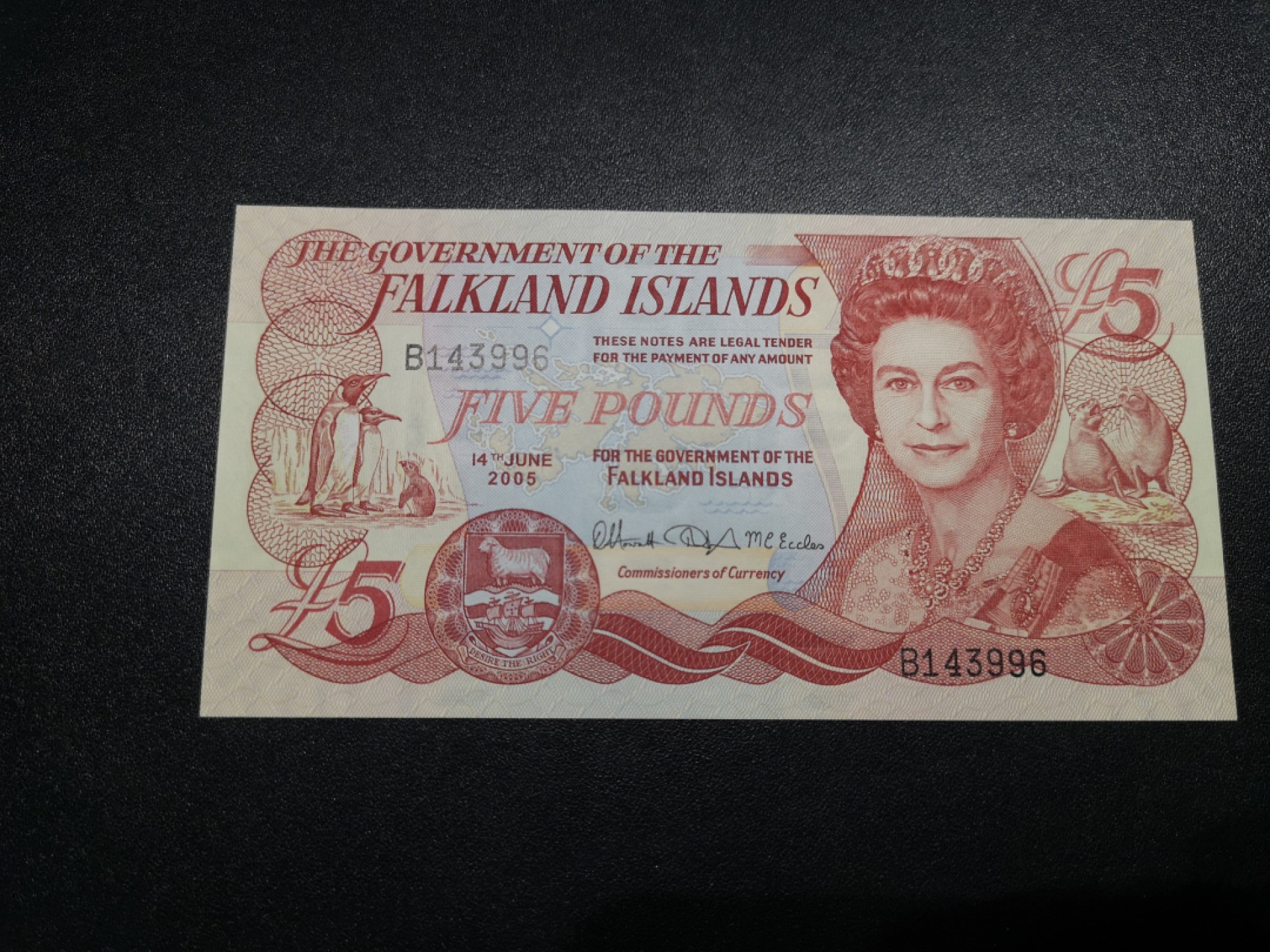 《外钞收藏家》第一百六十六期拍卖（本期89件） 2005年福克兰群岛5镑 全新UNC