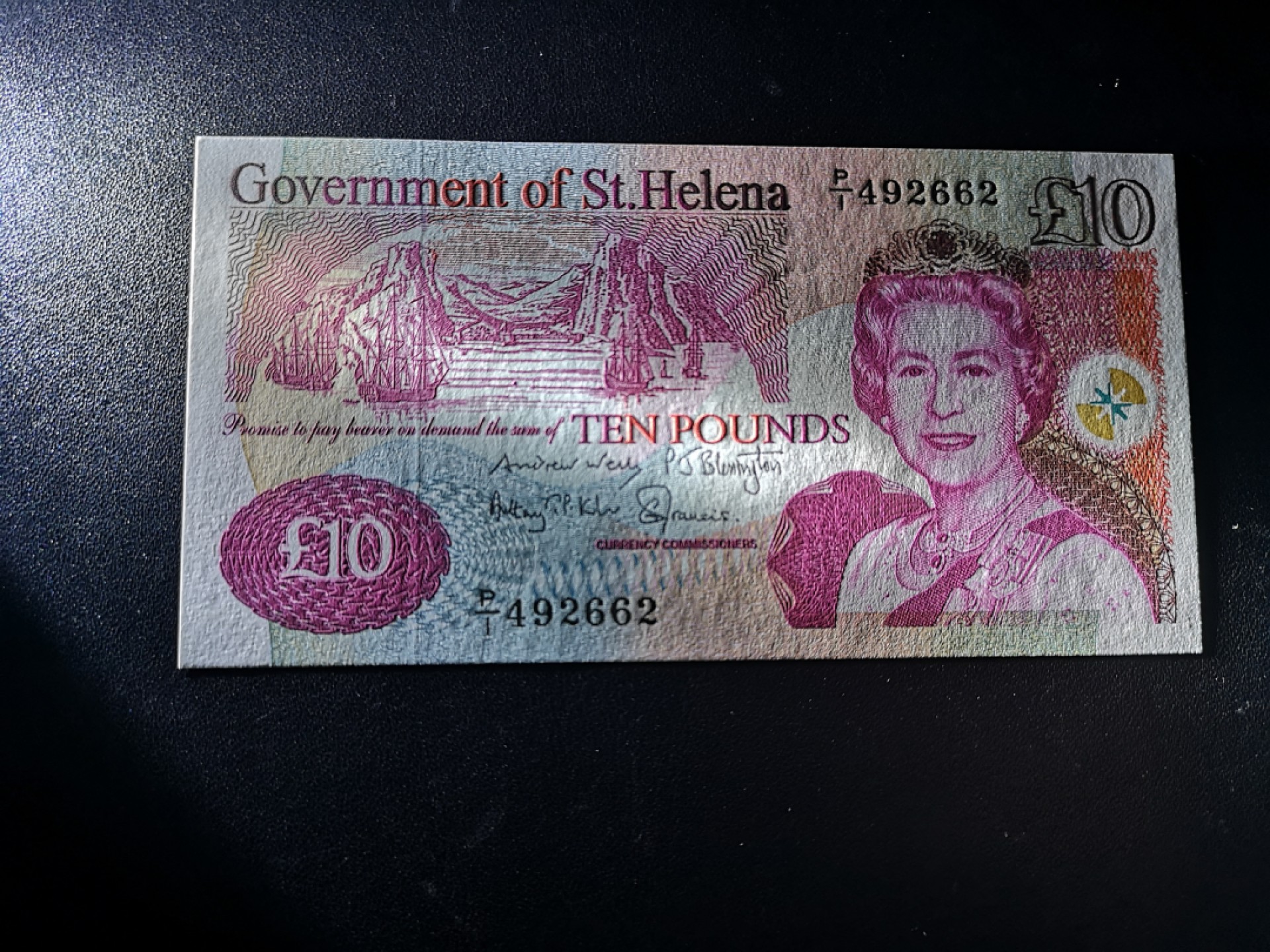 《外钞收藏家》第一百六十六期拍卖（本期89件） 2012年圣赫勒拿岛10镑 全新UNC