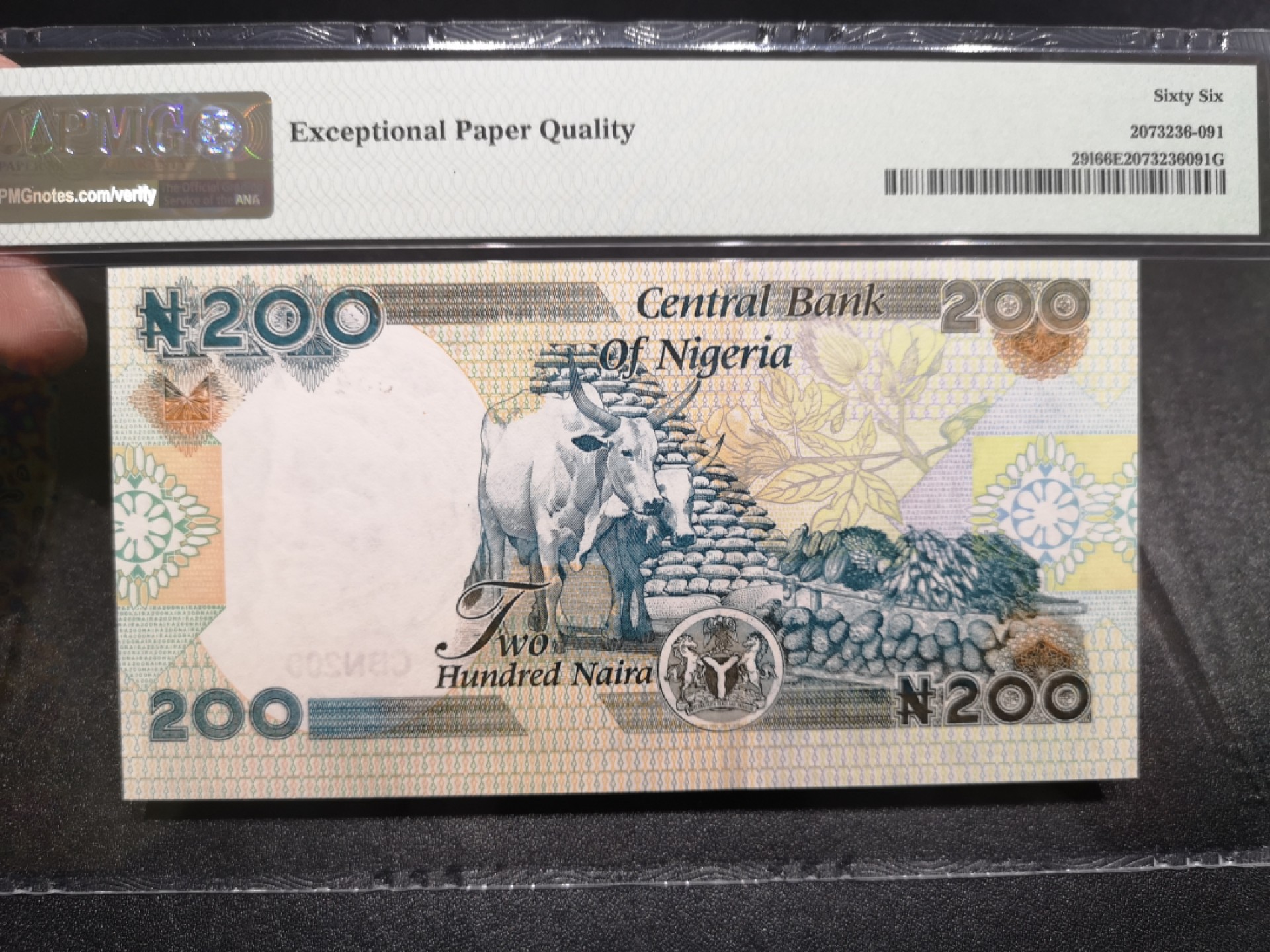 《外钞收藏家》第一百六十六期拍卖（本期89件） 2012年尼日利亚200 PMG66 AA/1冠