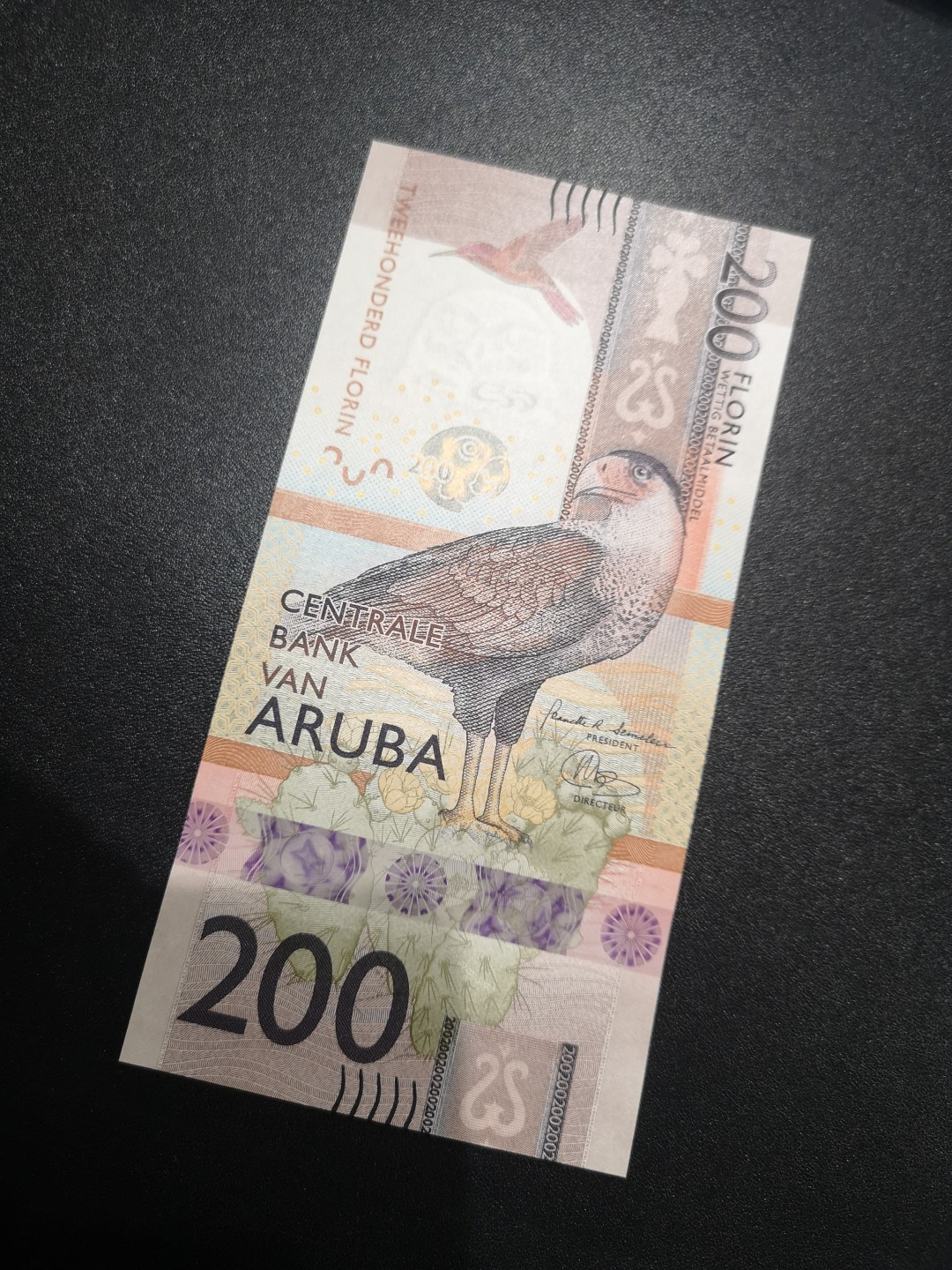 《外钞收藏家》第一百六十六期拍卖（本期89件） 2019年阿鲁巴200 全新UNC