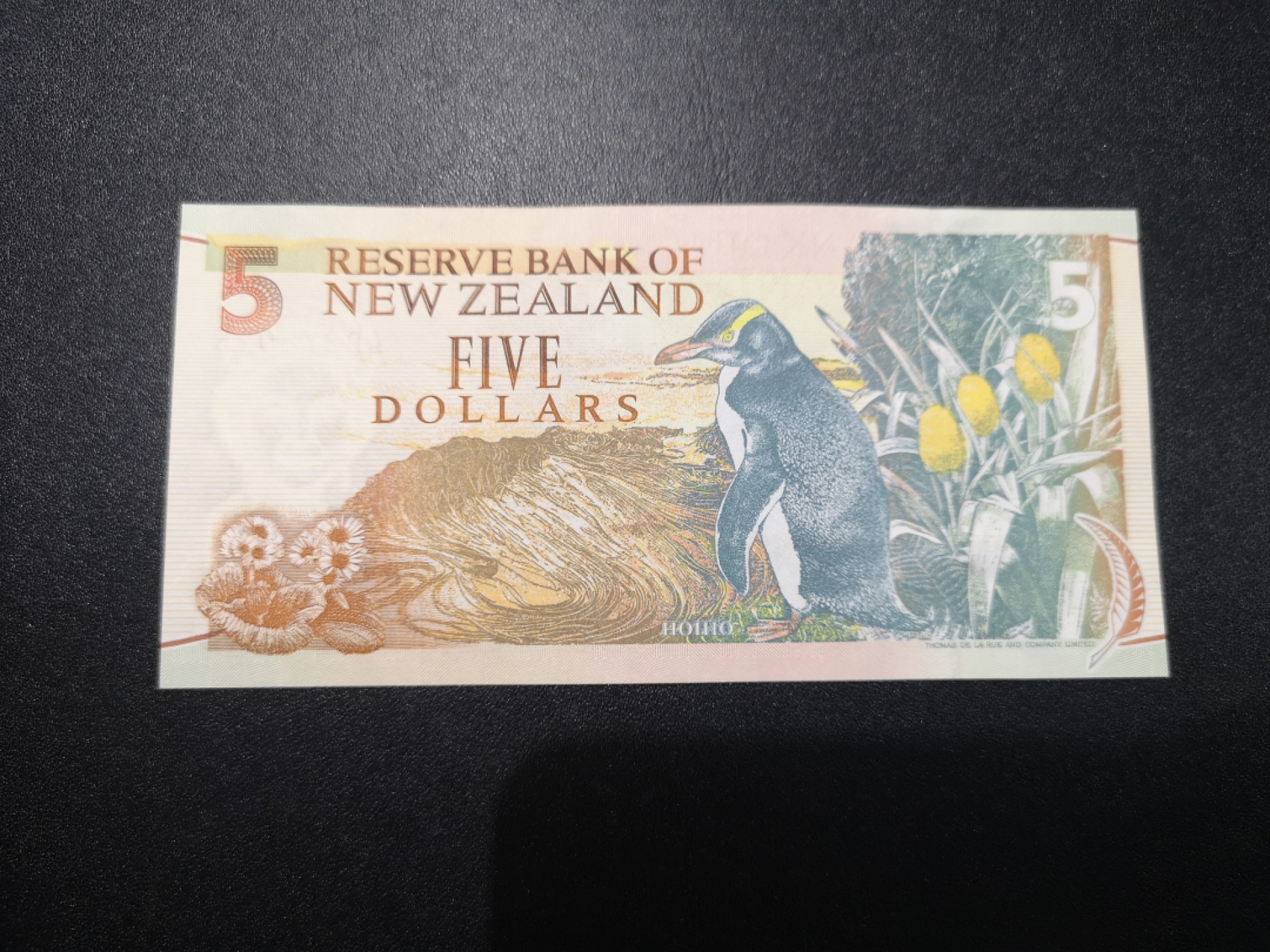 《外钞收藏家》第一百六十六期拍卖（本期89件） 新西兰纸币版5刀 全新UNC