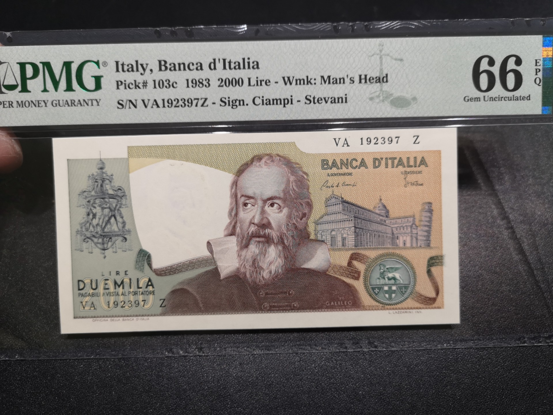 《外钞收藏家》第一百六十六期拍卖（本期89件） 1983年意大利2000里拉 PMG66