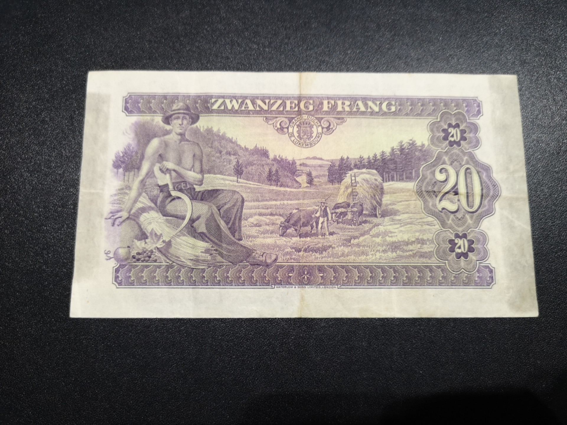 《外钞收藏家》第一百六十六期拍卖（本期89件） 卢森堡1943年20法郎 A冠 旧品