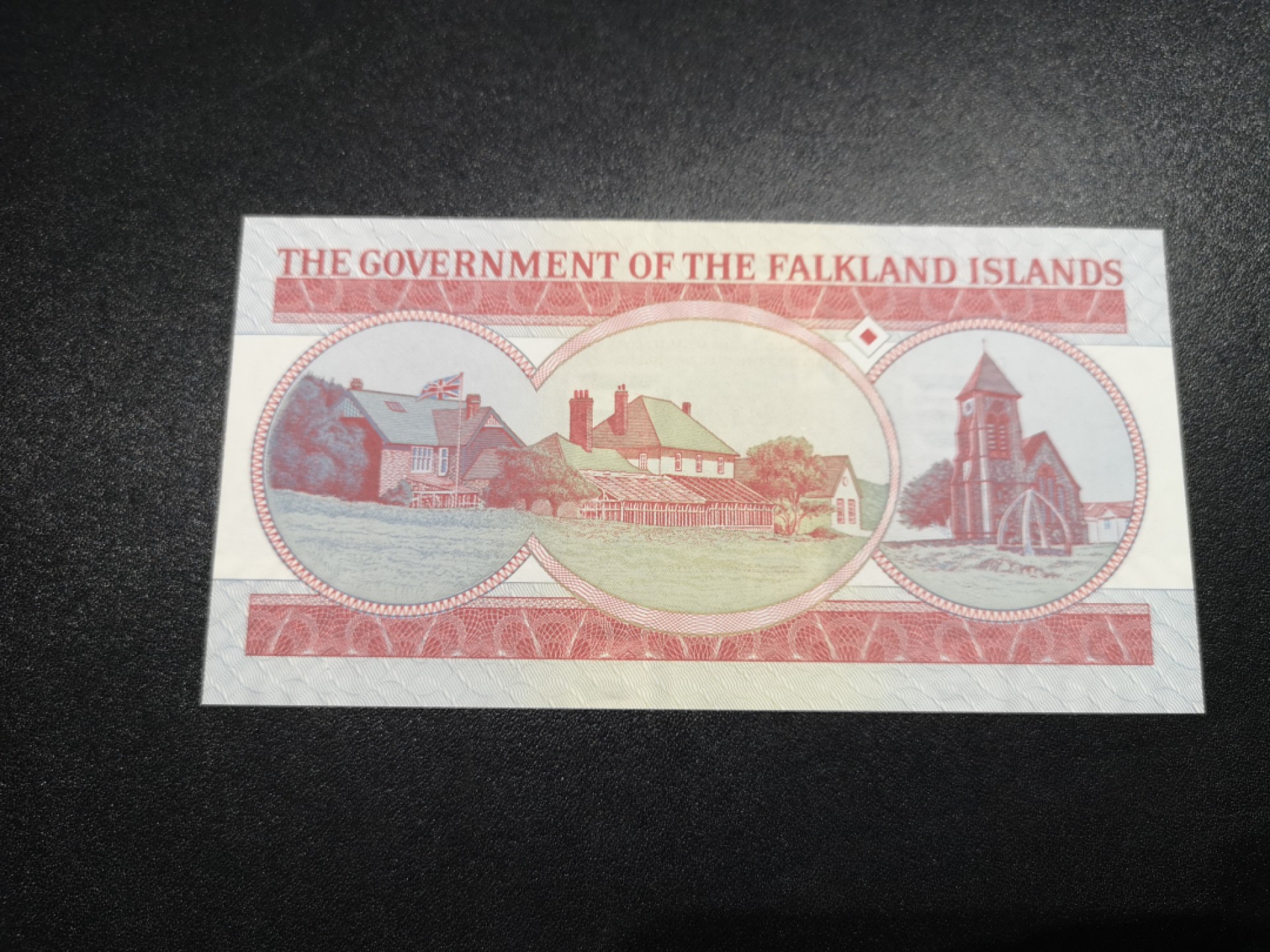《外钞收藏家》第一百六十六期拍卖（本期89件） 2005年福克兰群岛5镑 全新UNC