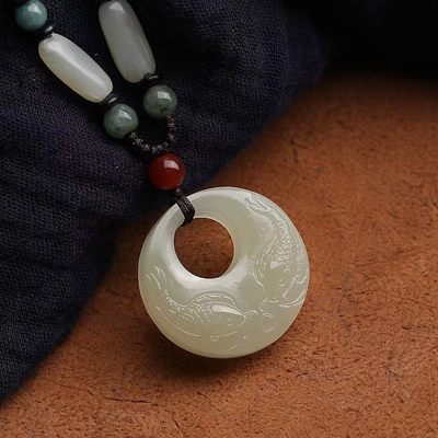 天然白玉年年有鱼吊坠毛衣链真玉玉佩玉石玉坠男女款项链情侣