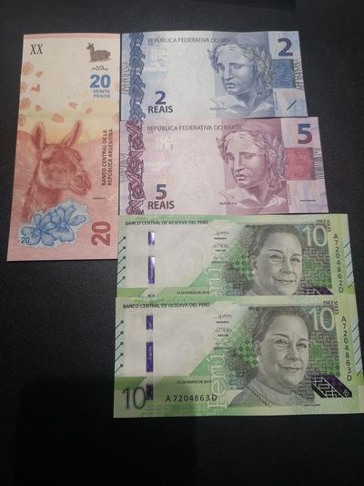 《外钞收藏家》第一百六十七期拍卖 - 五张精美纸币 全新UNC