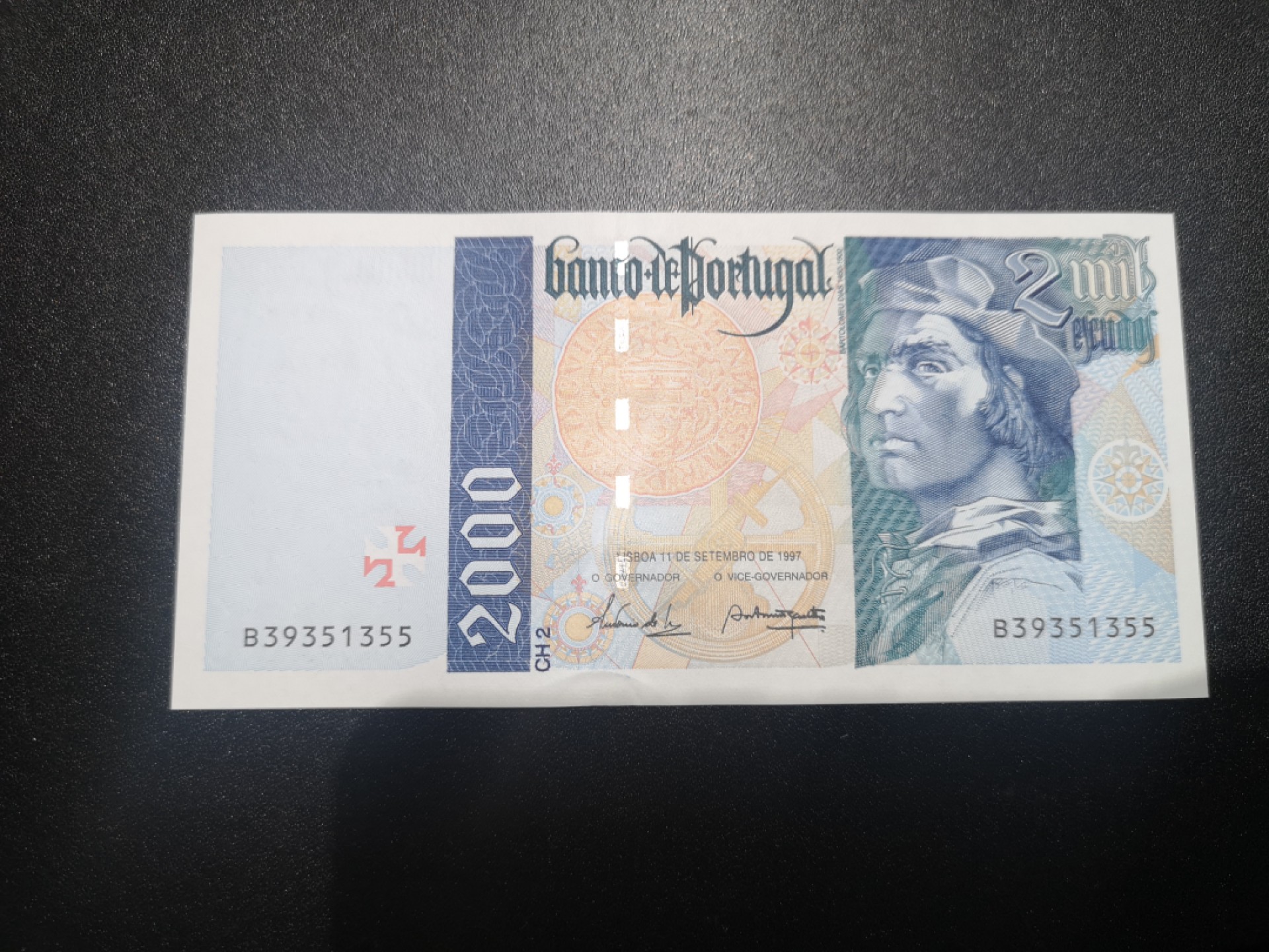 《外钞收藏家》第一百六十七期拍卖 1997年葡萄牙2000 全新UNC 无47