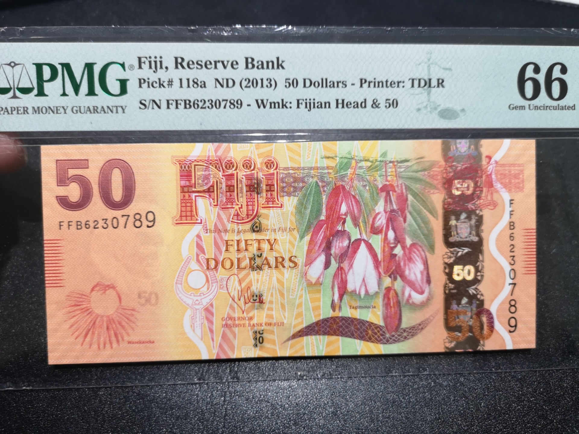 《外钞收藏家》第一百六十七期拍卖 2013年斐济50刀 PMG66 尾789