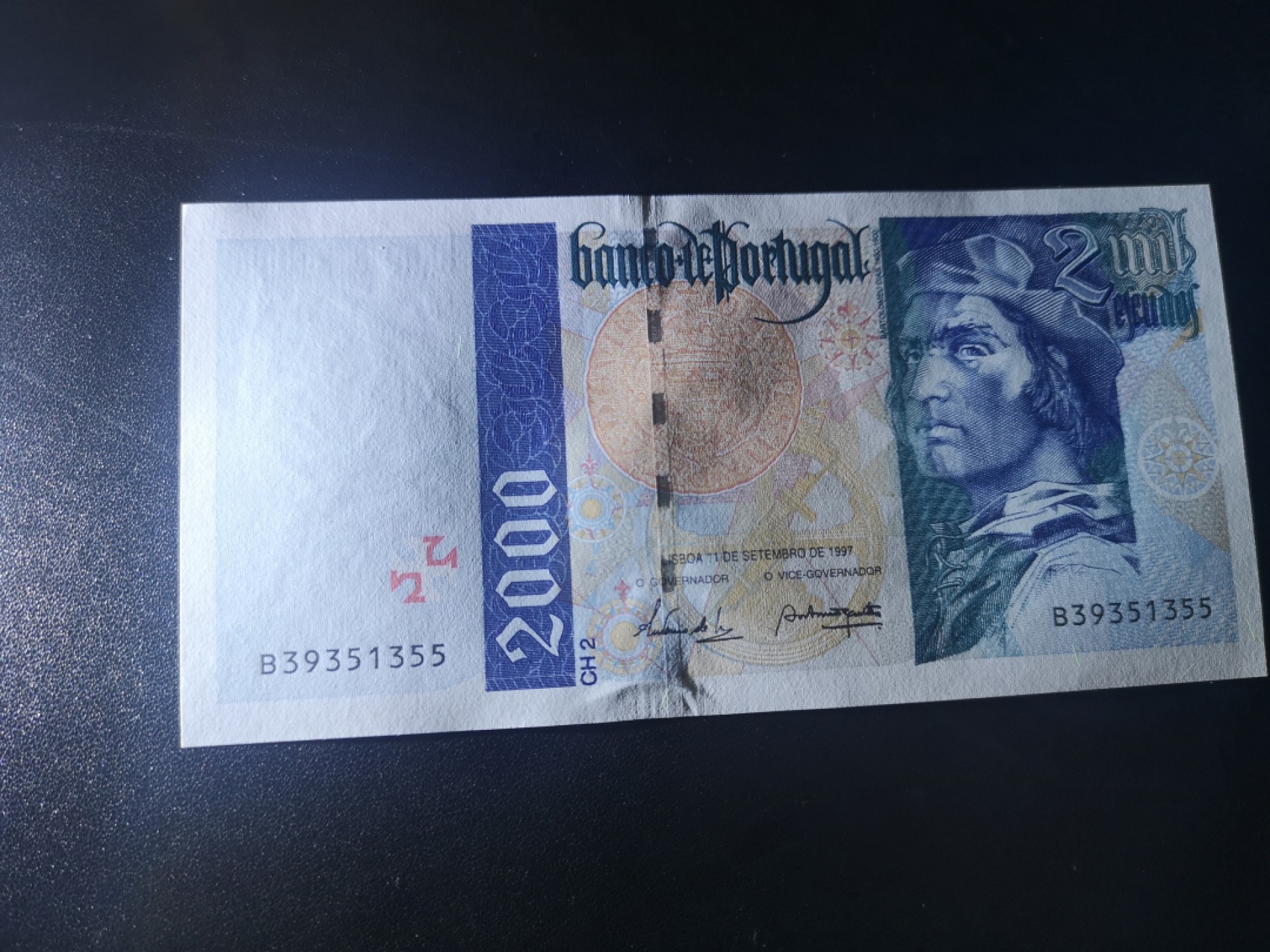 《外钞收藏家》第一百六十七期拍卖 1997年葡萄牙2000 全新UNC 无47
