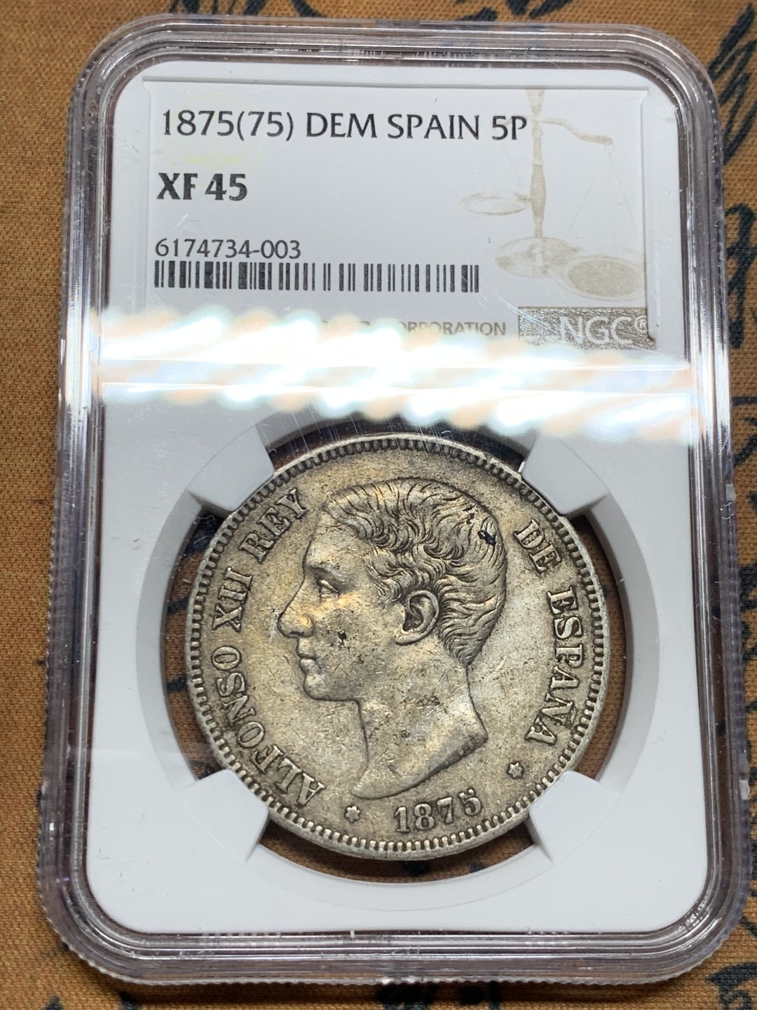 《竞宝斋》第34，35场-本周日，周一2场连拍（全场顺丰包邮） NGC-XF45 西班牙 1875年 阿方索十二世 双柱5比塞塔 大银币 原味好品 给分难得