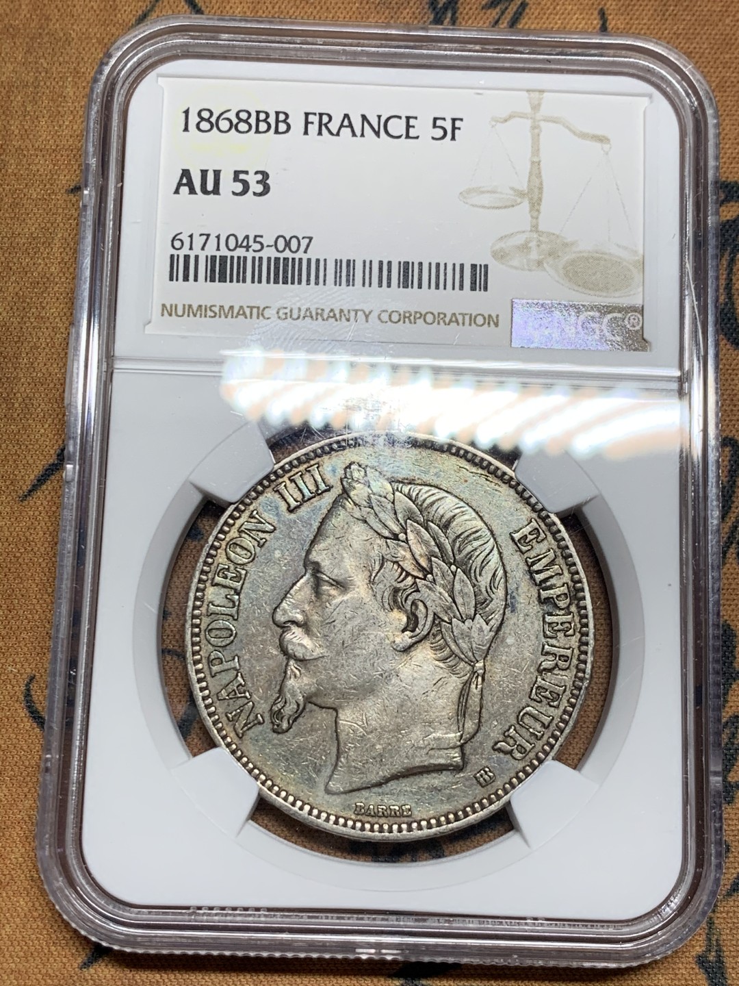 《竞宝斋》第34，35场-本周日，周一2场连拍（全场顺丰包邮） NGC-AU53 法国 1868年 拿破仑三世 5法郎 大银币 原味老包浆