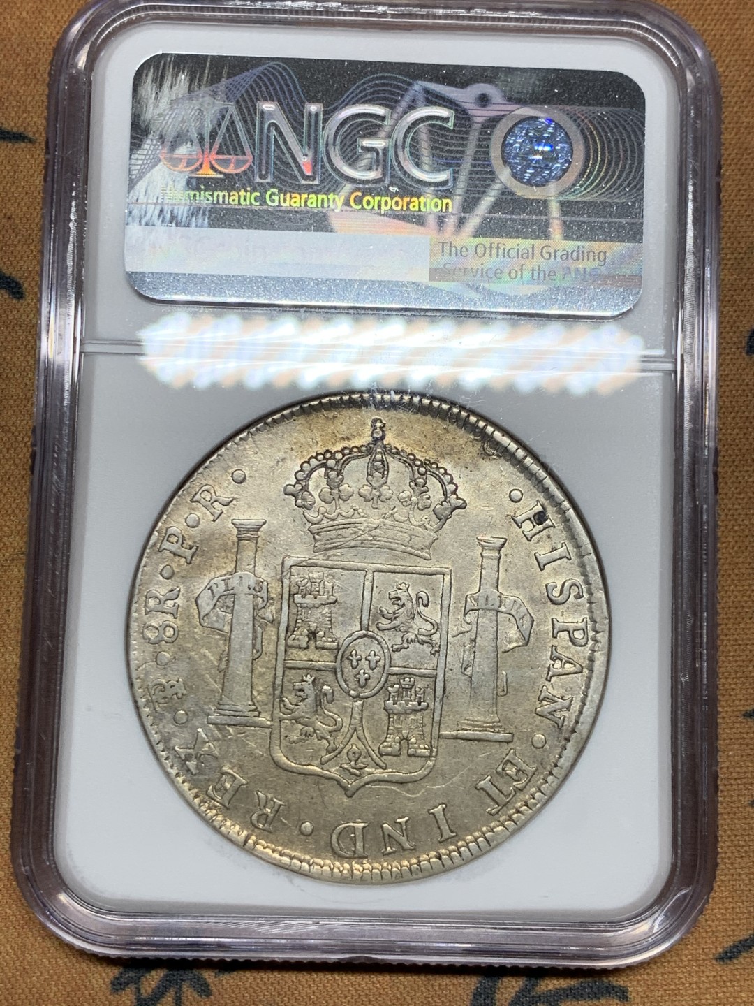 《竞宝斋》第34，35场-本周日，周一2场连拍（全场顺丰包邮） NGC 评级 玻利维亚 1788年 卡三 8里亚尔 双柱银币 超大直径