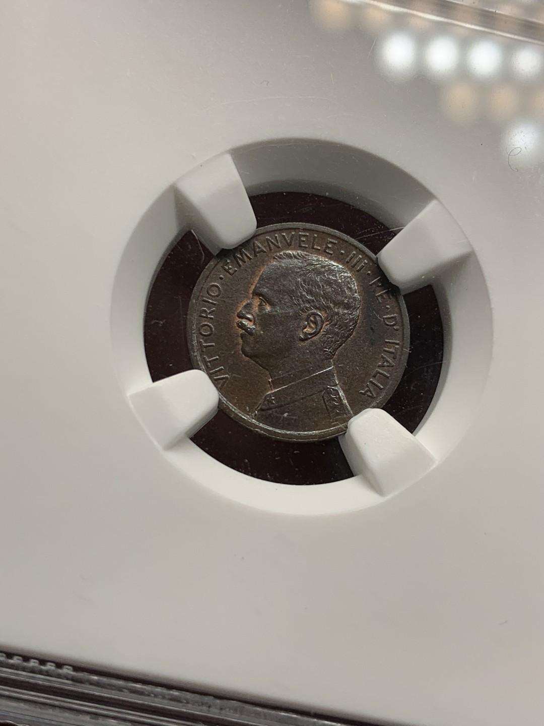 《竞宝斋》第34，35场-本周日，周一2场连拍（全场顺丰包邮） NGC MS62BN 意大利1909年1C铜币 拿花女神