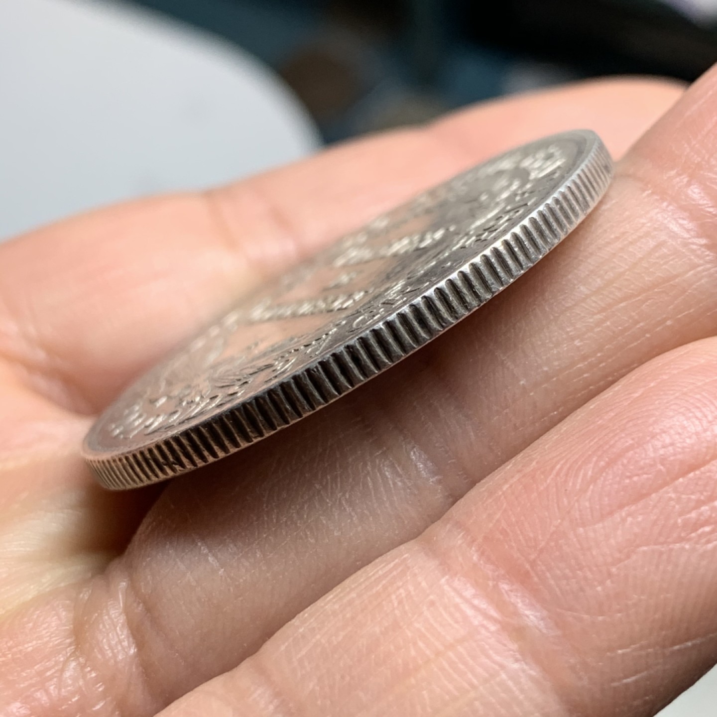 《竞宝斋》第34，35场-本周日，周一2场连拍（全场顺丰包邮） 法属印度支那1922-H年 坐洋 1元 大银币