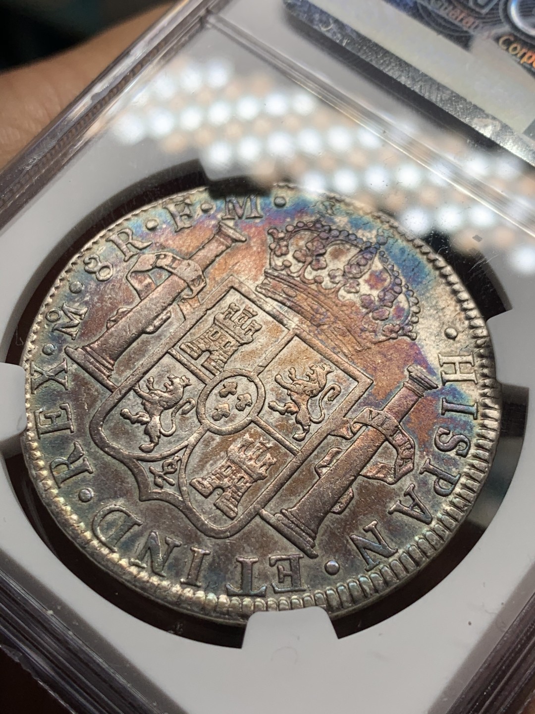 《竞宝斋》第34，35场-本周日，周一2场连拍（全场顺丰包邮） NGC 评级 墨西哥 1786年 卡三 8里亚尔 双柱银币 深打好细节