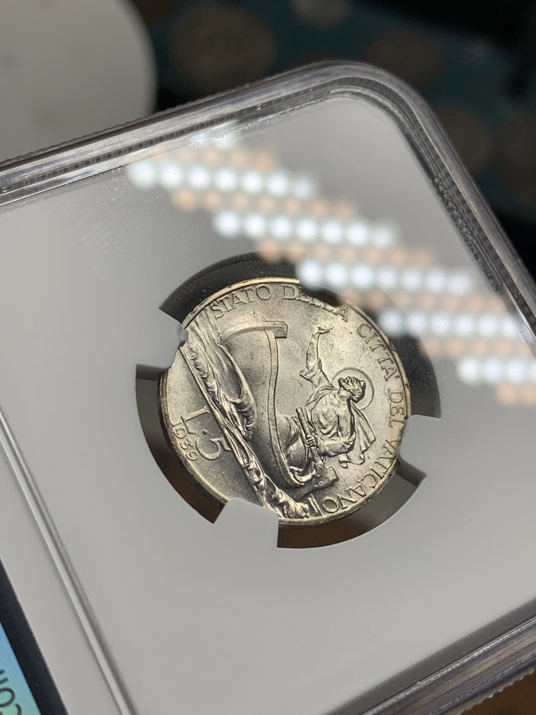 《竞宝斋》第34，35场-本周日，周一2场连拍（全场顺丰包邮） NGC MS62 梵蒂冈1939年5里拉银币