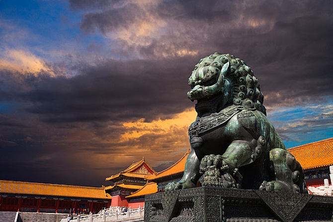 得物拍卖 Chase Auction  第2期 - -世界纸币精粹（二） 50周年建国钞一张，国评！红灯笼荧光！正面为开国大典场景等，背面铜狮，华表，地球，和平鸽等！