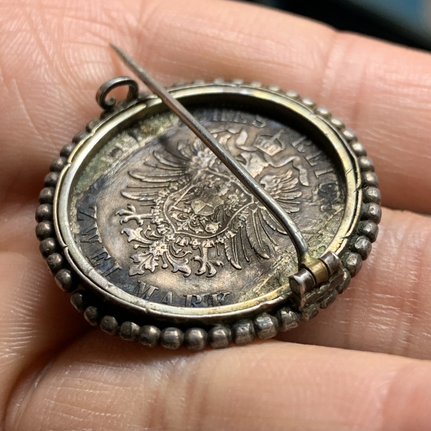 《竞宝斋》第34，35场-本周日，周一2场连拍（全场顺丰包邮） 德国普鲁士1888年三皇之年2马克 银币 做胸针