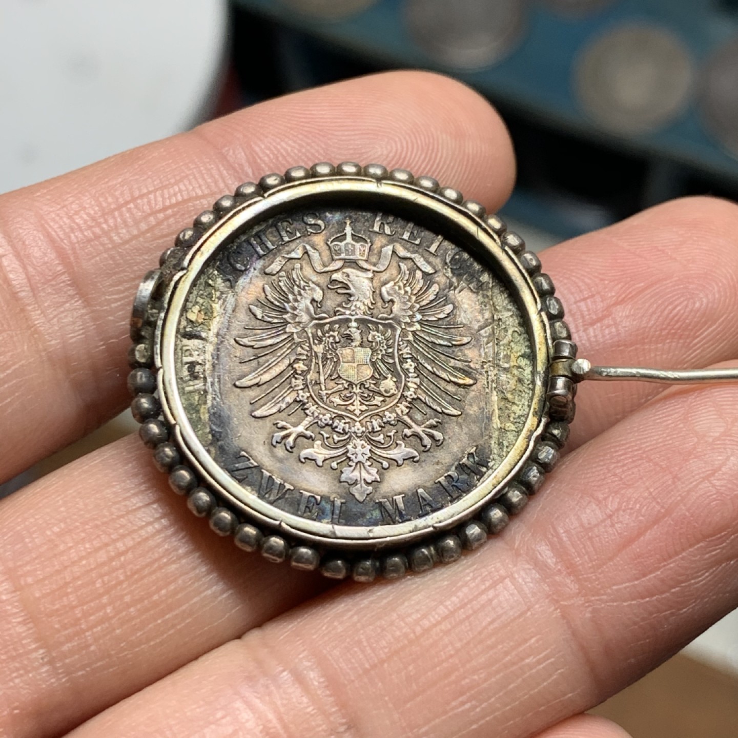 《竞宝斋》第34，35场-本周日，周一2场连拍（全场顺丰包邮） 德国普鲁士1888年三皇之年2马克 银币 做胸针