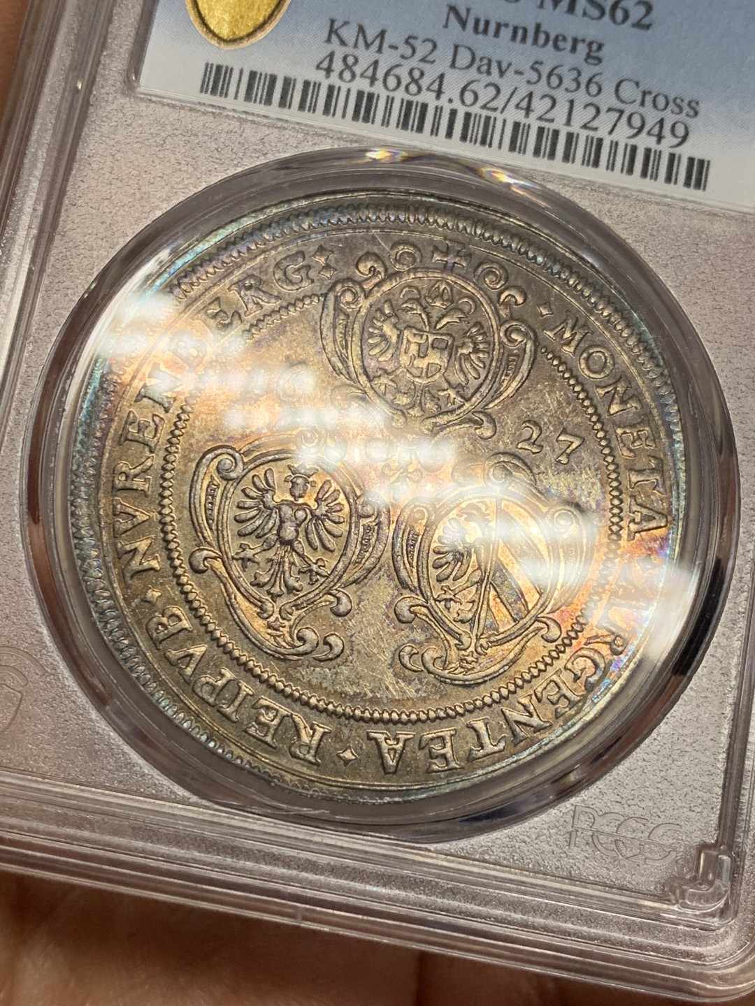 《竞宝斋》第34，35场-本周日，周一2场连拍（全场顺丰包邮） PCGS-MS62 德国 1627年 神圣罗马帝国纽伦堡自由市 1泰勒 稀缺品种 五彩包浆 亚军分 PCGS封面币 非常漂亮