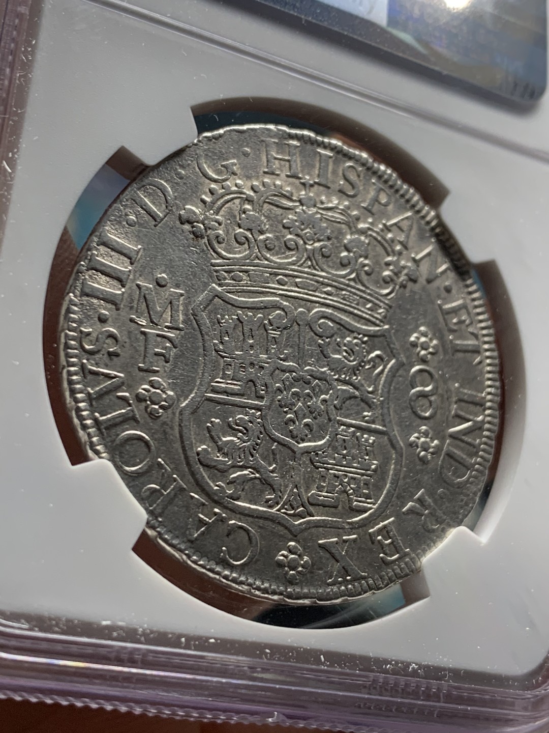 《竞宝斋》第34，35场-本周日，周一2场连拍（全场顺丰包邮） NGC-XFD  1768  西属墨西哥  卡洛斯三世  早期地球  8里亚尔  深打好细节 