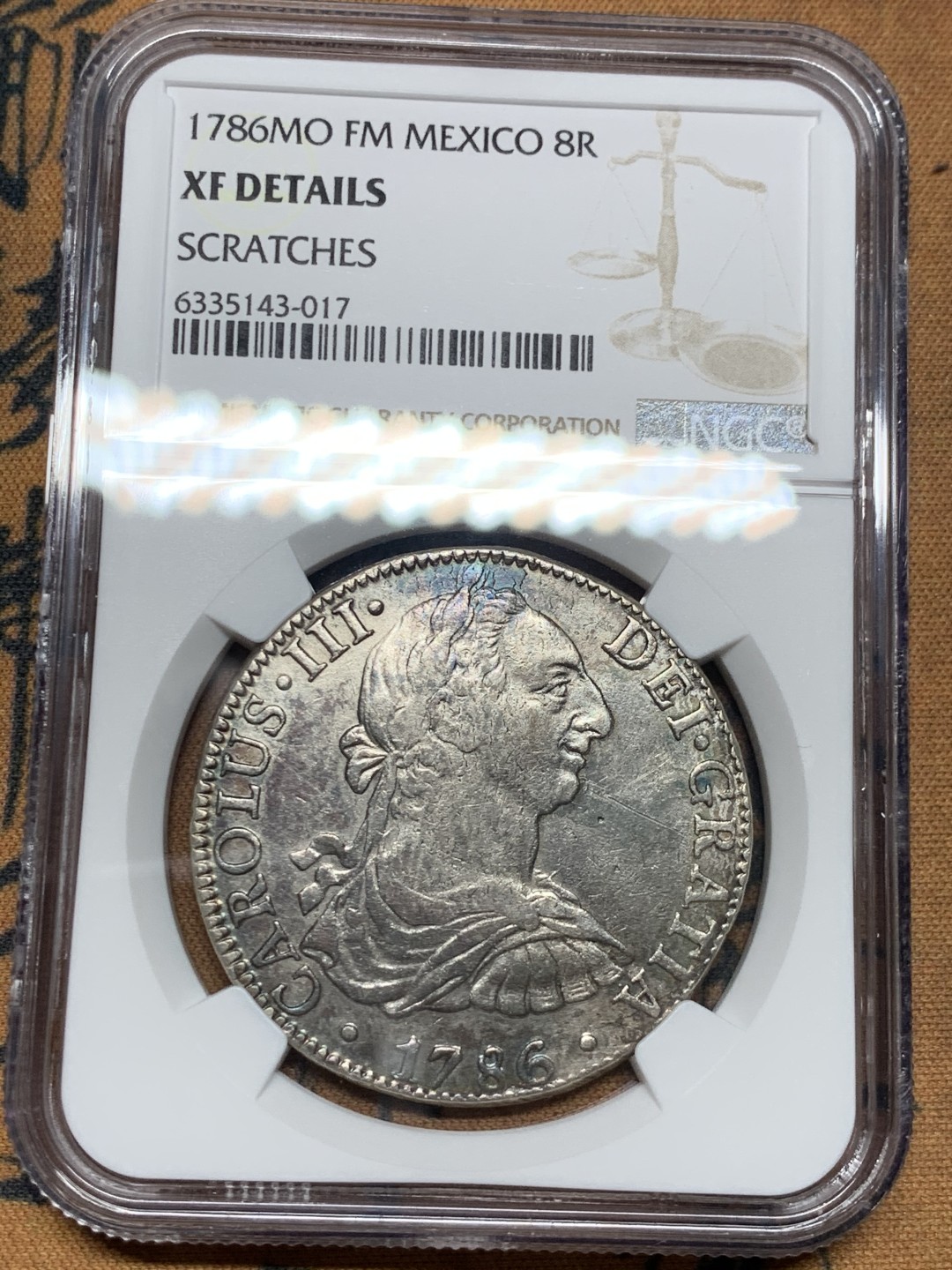 《竞宝斋》第34，35场-本周日，周一2场连拍（全场顺丰包邮） NGC 评级 墨西哥 1786年 卡三 8里亚尔 双柱银币 深打好细节