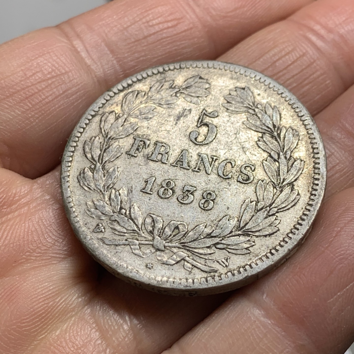 《竞宝斋》第34，35场-本周日，周一2场连拍（全场顺丰包邮） 法国 1838-W年 菲利普一世 5法郎 原味好品 大银币 背面花枝细节都很清晰