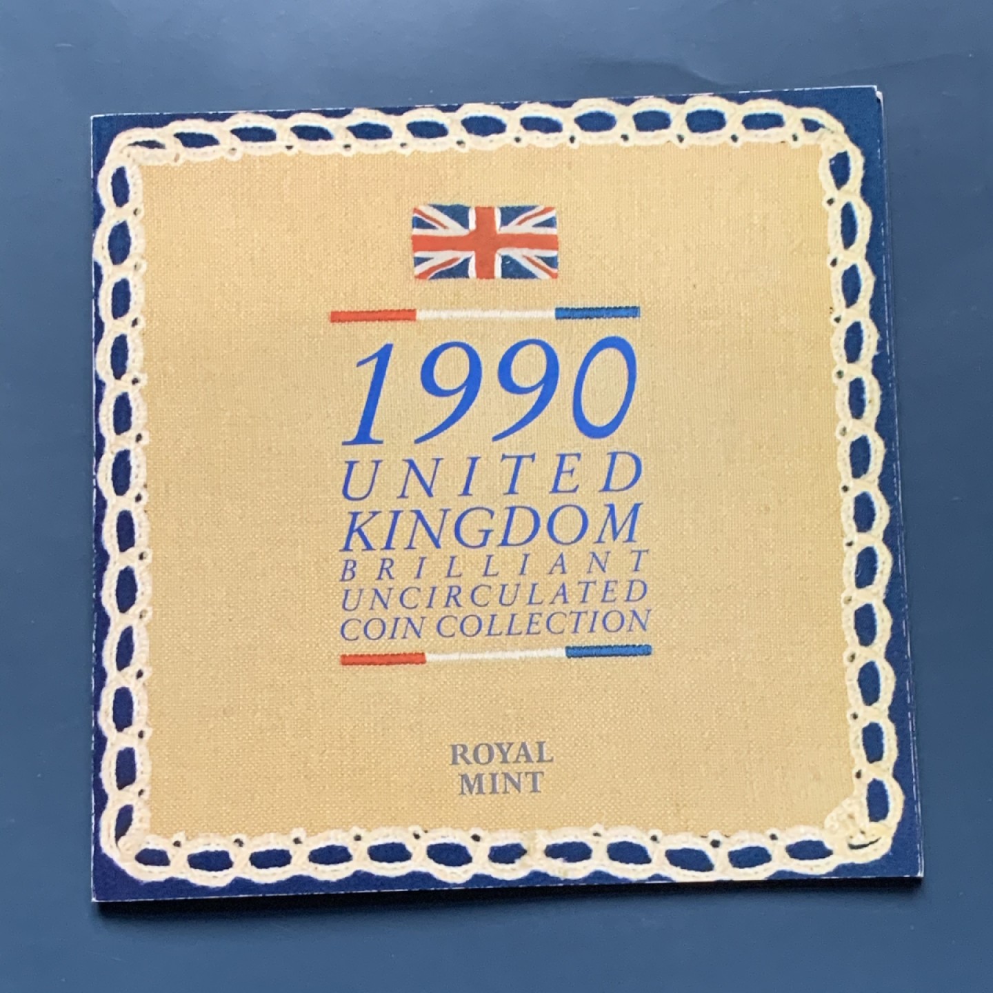 《竞宝斋》第34，35场-本周日，周一2场连拍（全场顺丰包邮） 原封装英国 1990年 8枚套 卡装套币 较少