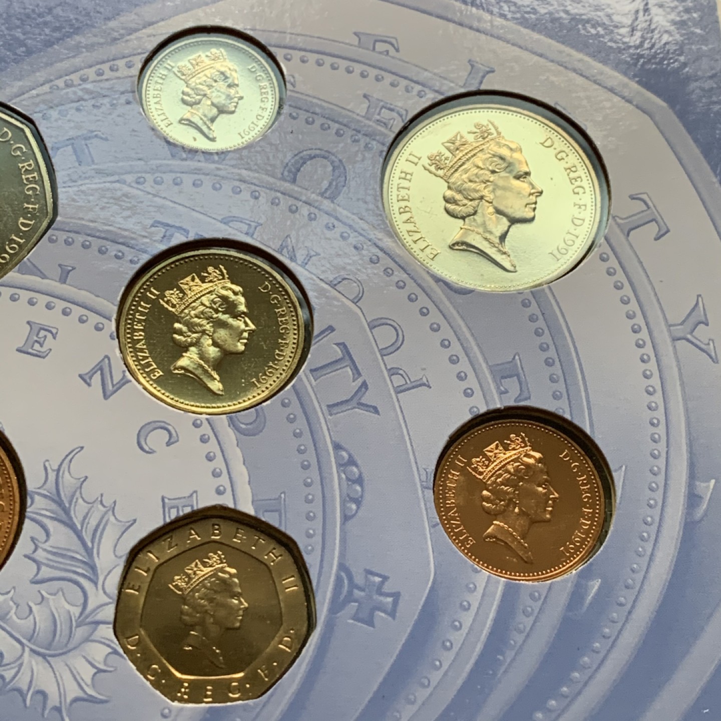 《竞宝斋》第34，35场-本周日，周一2场连拍（全场顺丰包邮） 原封装英国 1991年 7枚套 卡装套币