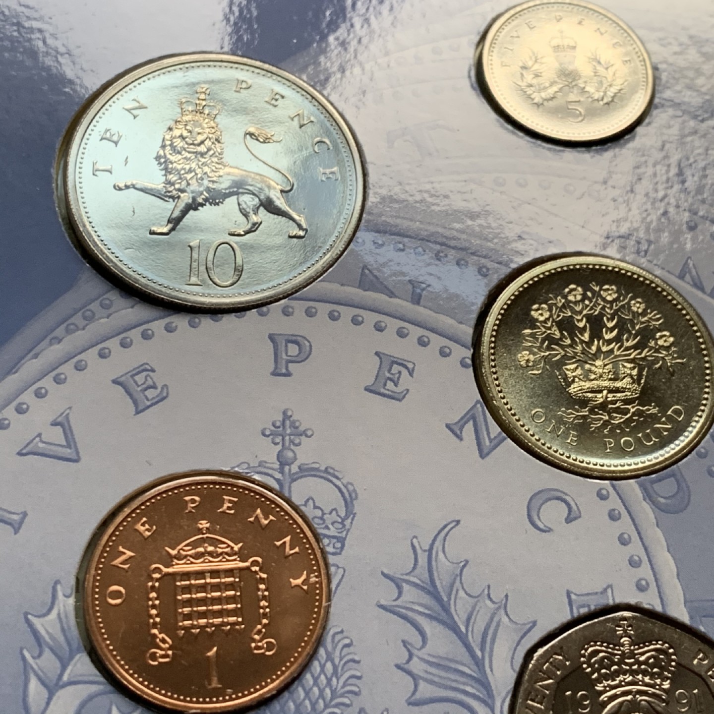 《竞宝斋》第34，35场-本周日，周一2场连拍（全场顺丰包邮） 原封装英国 1991年 7枚套 卡装套币