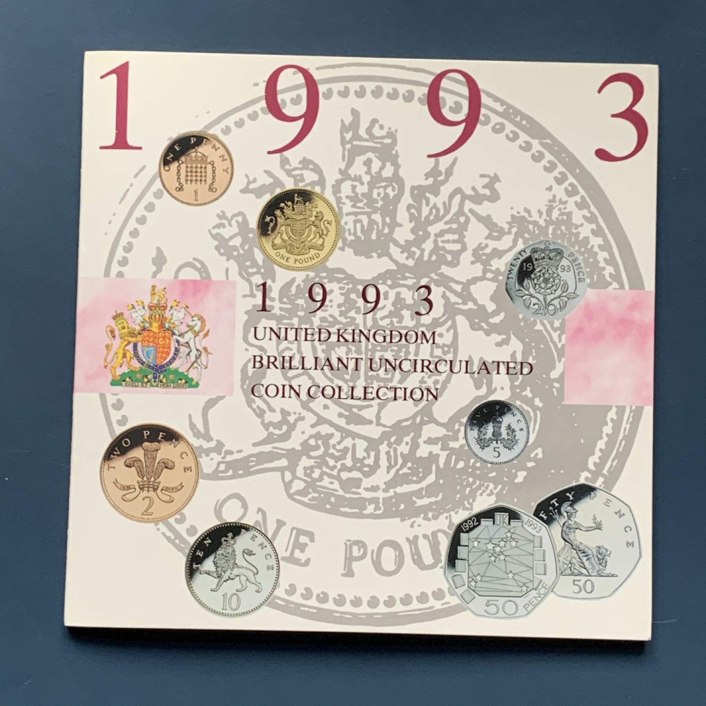 《竞宝斋》第34，35场-本周日，周一2场连拍（全场顺丰包邮） 原封装英国 1993年 8枚套 卡装套币 非常稀少 EBAY成交价80美金左右