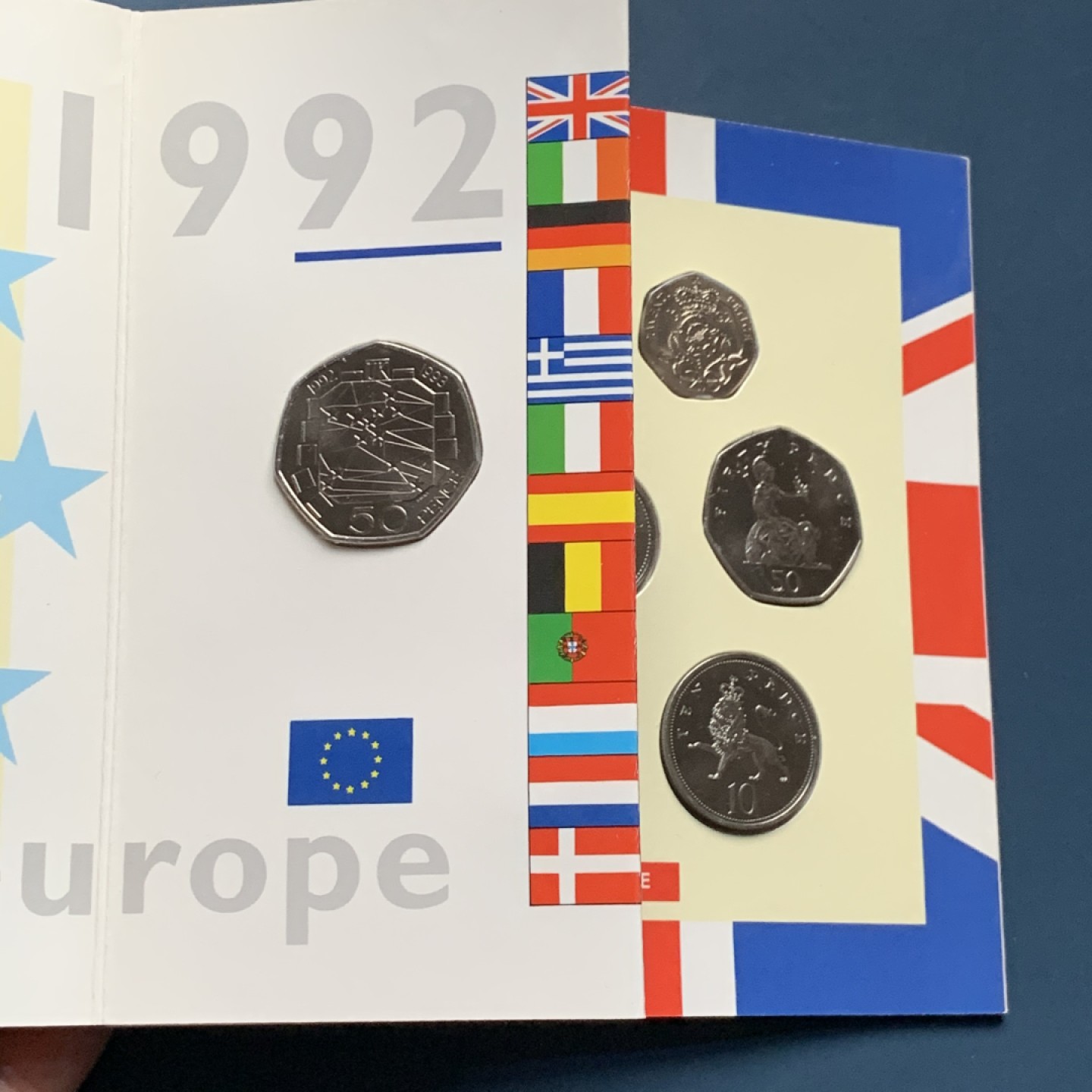 《竞宝斋》第34，35场-本周日，周一2场连拍（全场顺丰包邮） 原封装英国 1992年 9枚套 卡装套币 非常稀少 EBAY成交价70美金左右