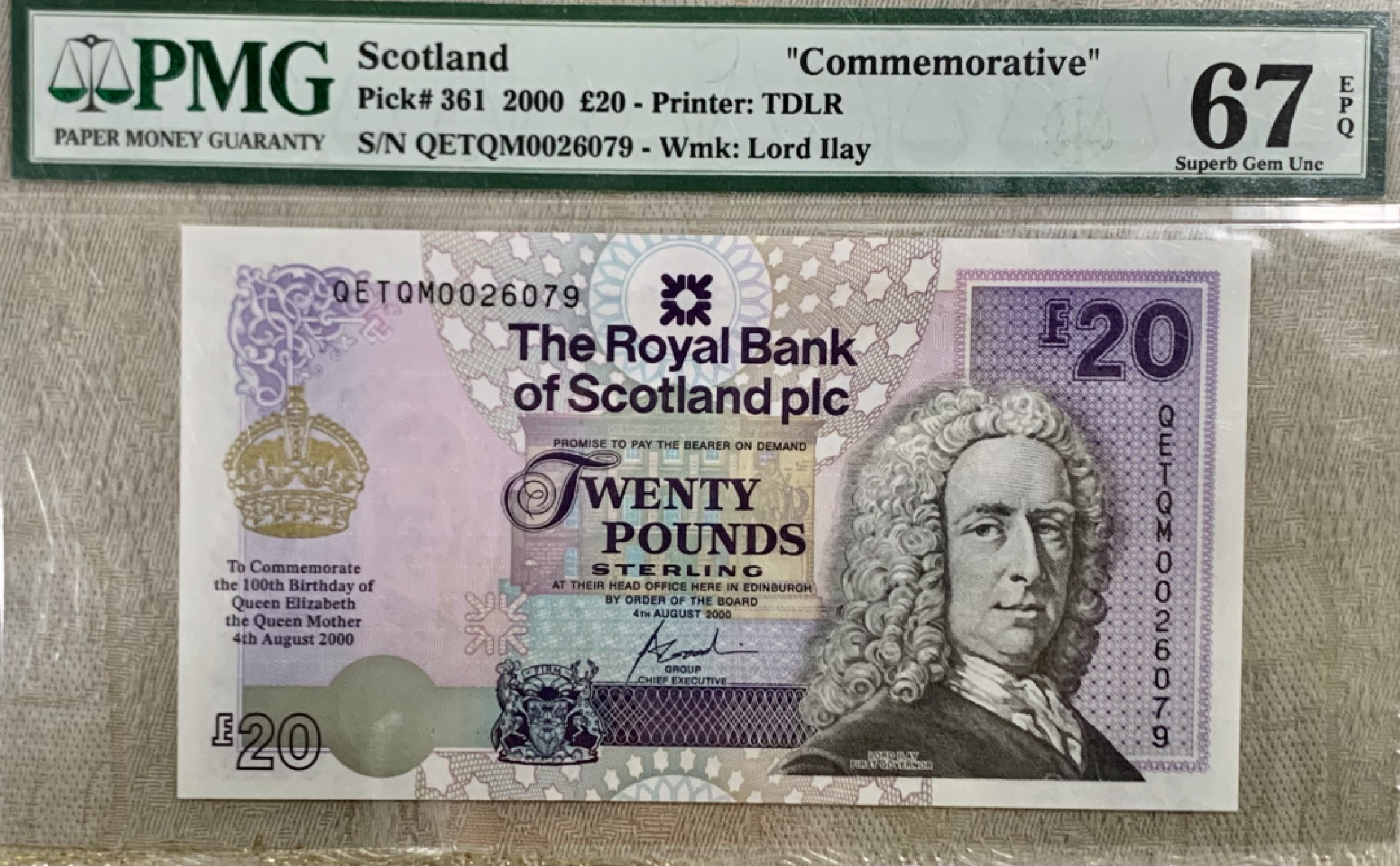 圣域骑士团 | CICE币展&易卜生专场 春天来了 ‼️第三期（2022003） 【女王纪念钞】2000年 苏格兰皇家银行 20镑 PMG67分 P361 卷毛头像正面 女王生活头像背面