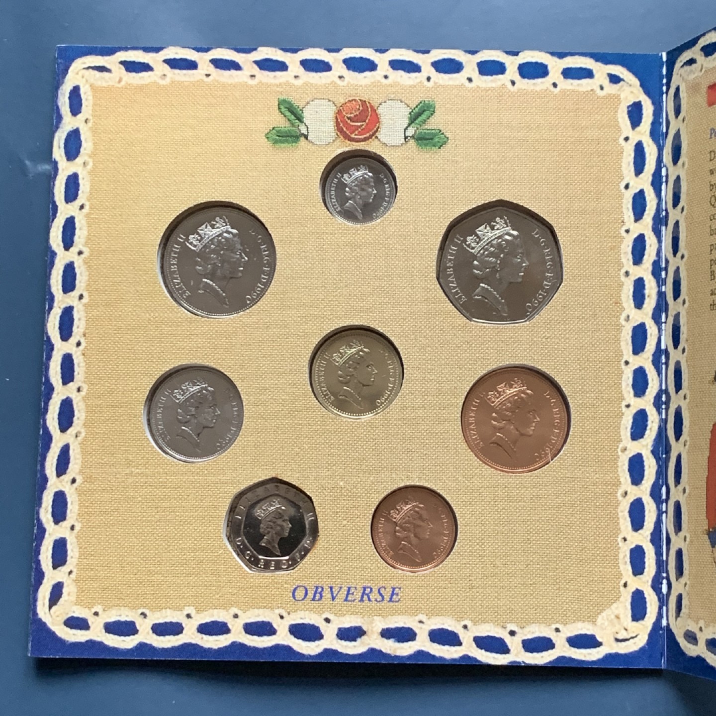 《竞宝斋》第34，35场-本周日，周一2场连拍（全场顺丰包邮） 原封装英国 1990年 8枚套 卡装套币 较少