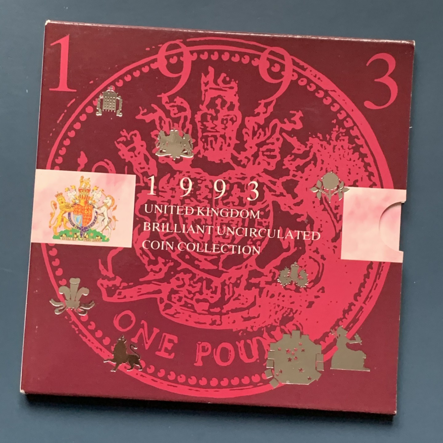 《竞宝斋》第34，35场-本周日，周一2场连拍（全场顺丰包邮） 原封装英国 1993年 8枚套 卡装套币 非常稀少 EBAY成交价80美金左右