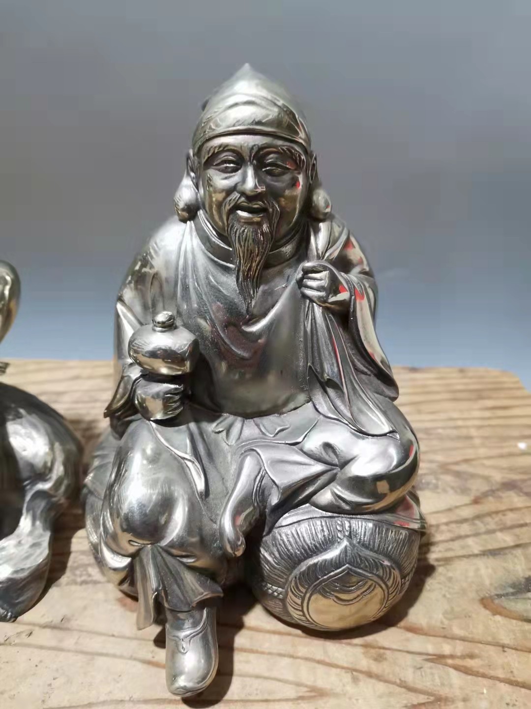 千器雅集—日本回流铜器臻藏 日本回流精品铜器——金工大家 高村光雲作   洋银大黑天财神惠比寿福神摆件一对