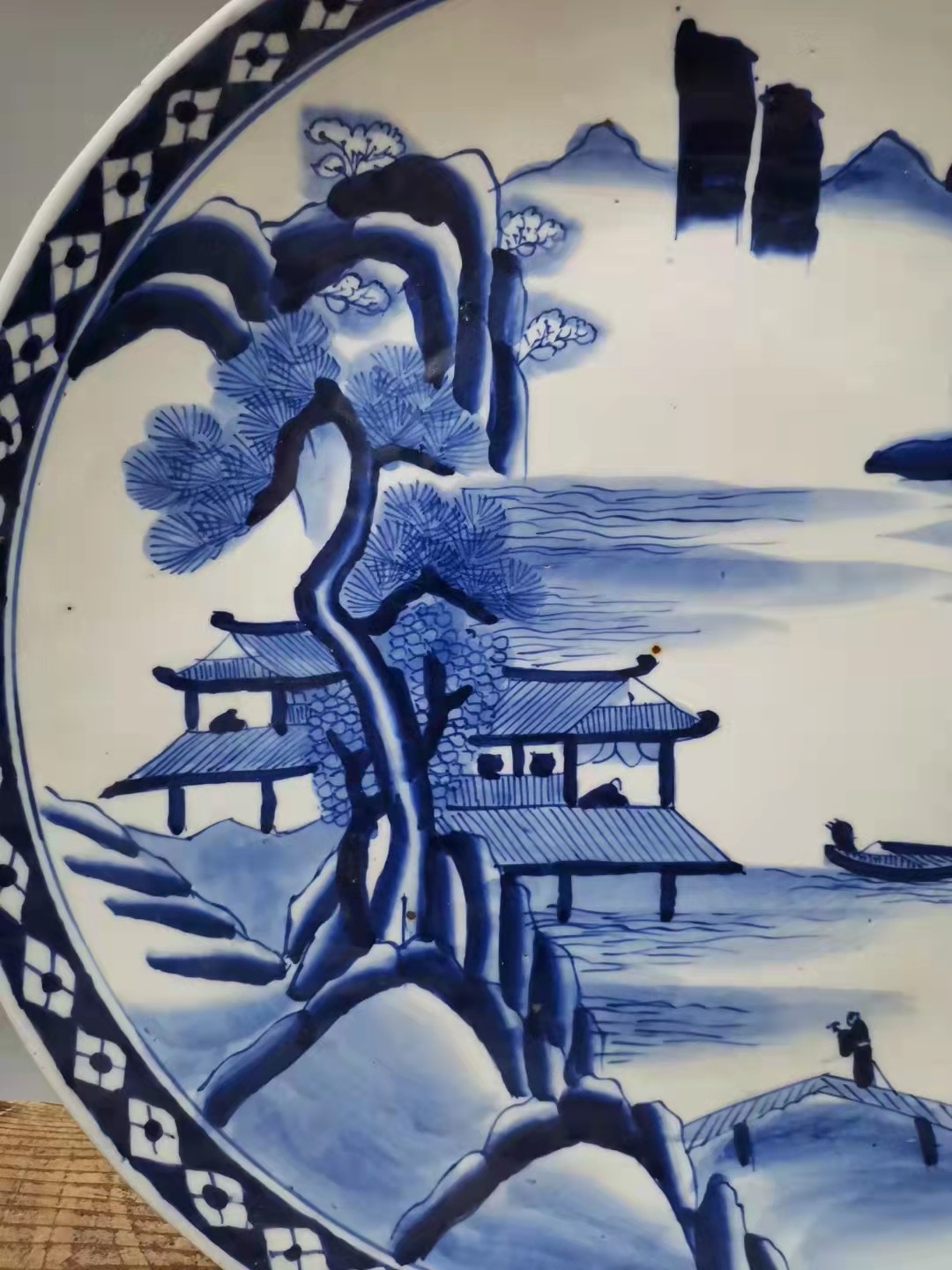 千器雅集—日本回流瓷器臻藏 大正昭和早期（民国）老青花瓷器——青花山水大赏盘