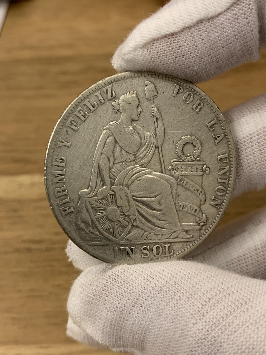 欧陆典藏，“币”定生辉，外币专场第一期 1889年秘鲁共和国1索尔女神大银